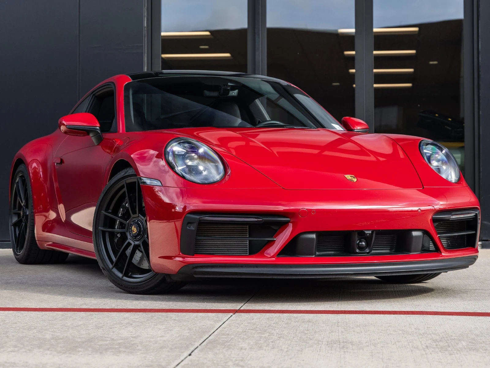 2024 Porsche 911 Carrera GTS (992.1), 6/20