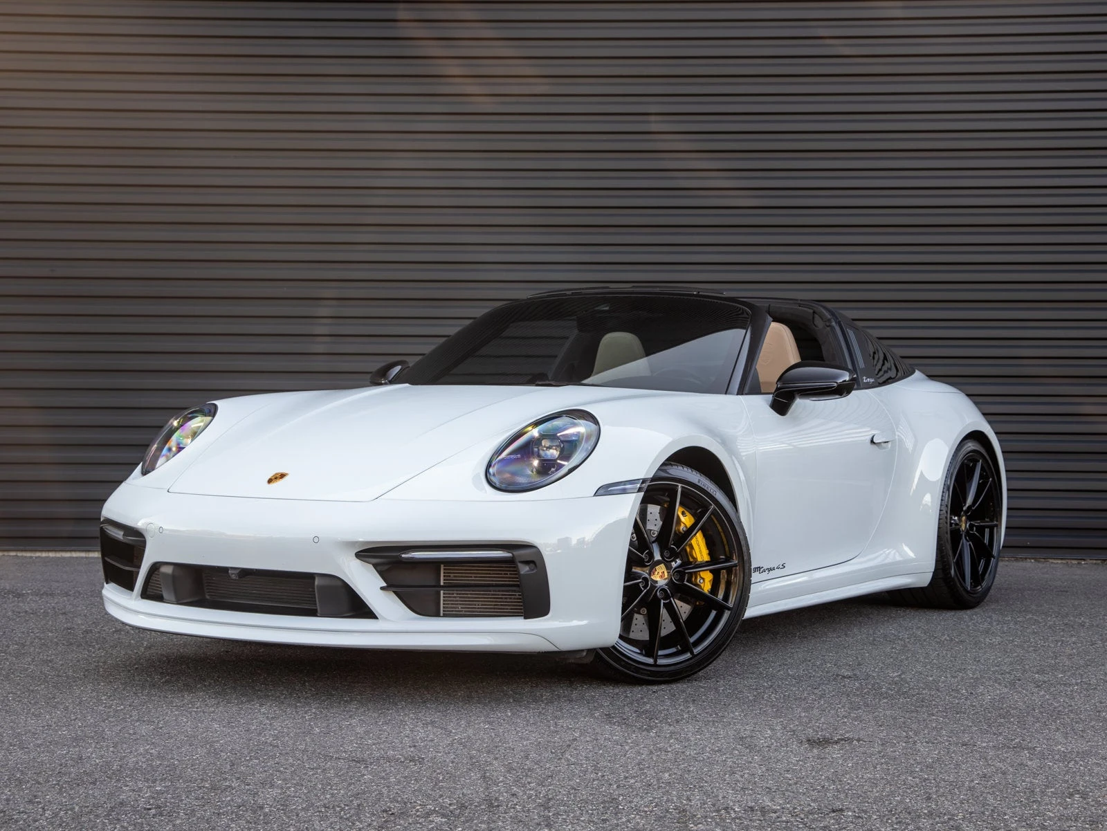 Porsche 911 Targa 4S (992.1) · Carrara White Metallic · Indigo Auto Group