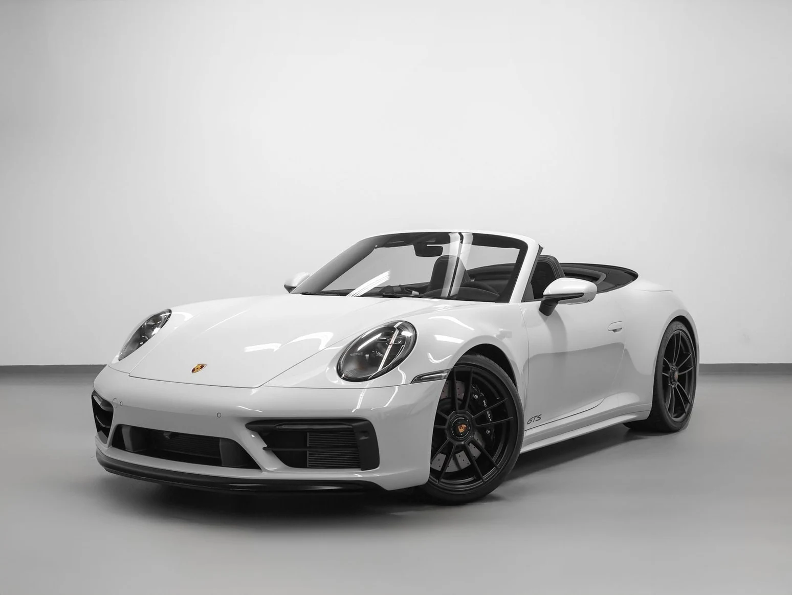 Porsche 911 Carrera GTS Cabriolet (992.1) · Ice Grey Metallic · Indigo Auto Group