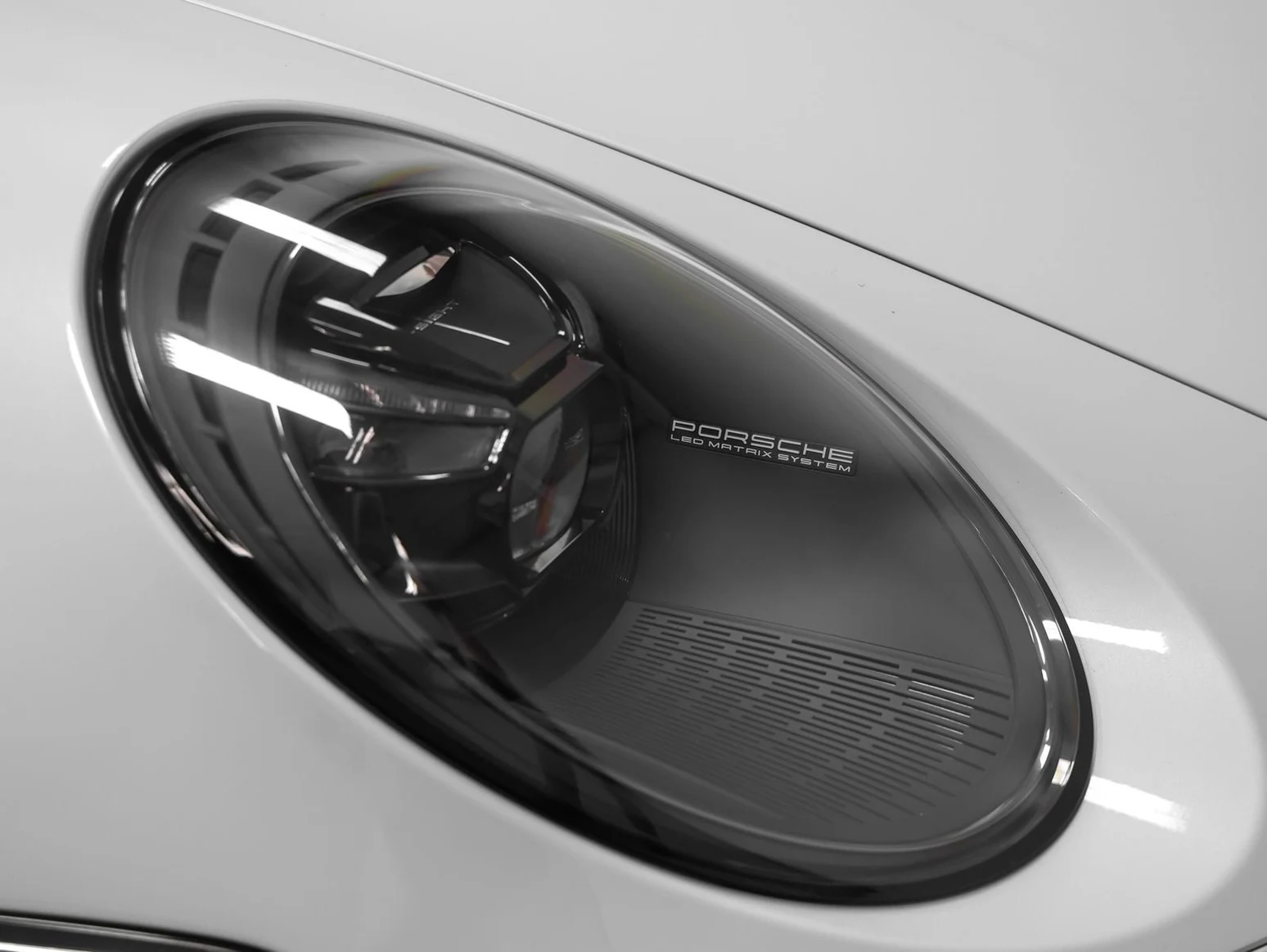 2023 Porsche 911 Carrera GTS Cabriolet (992.1), 19/20