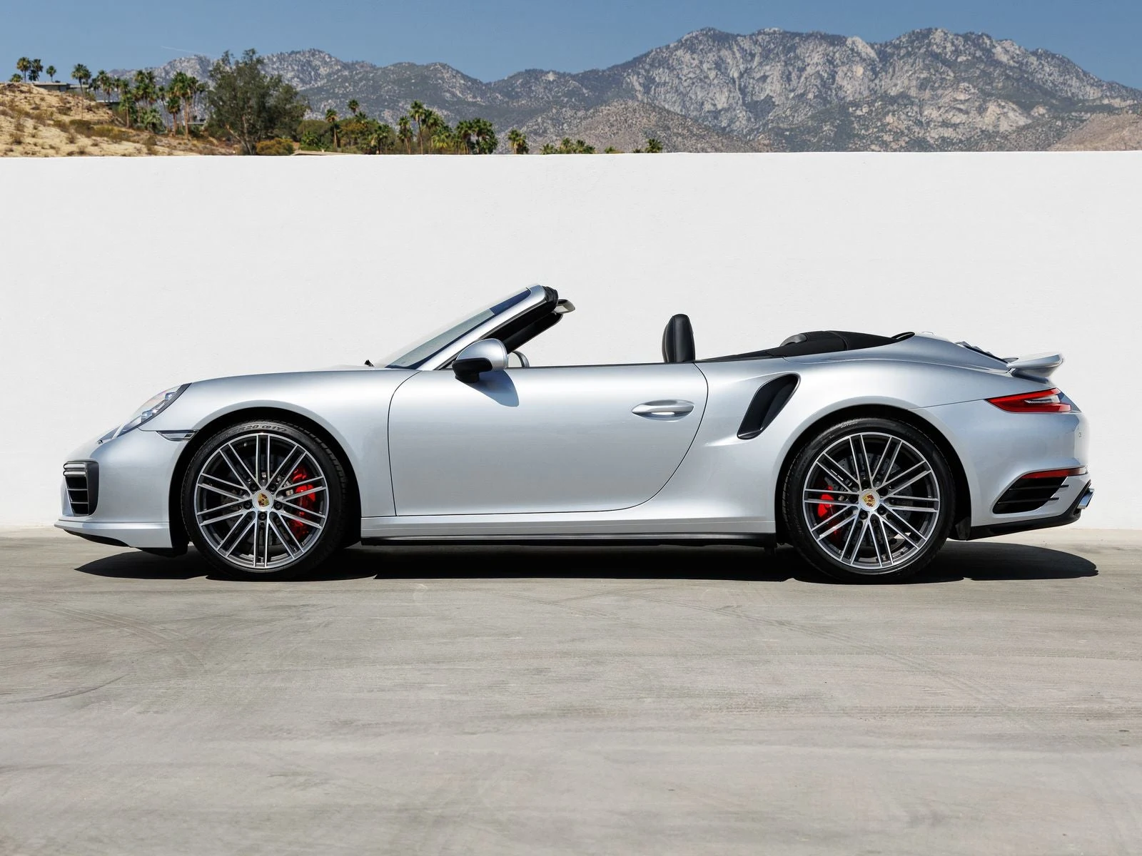2017 Porsche 911 Turbo Cabriolet (991.2), 2/20