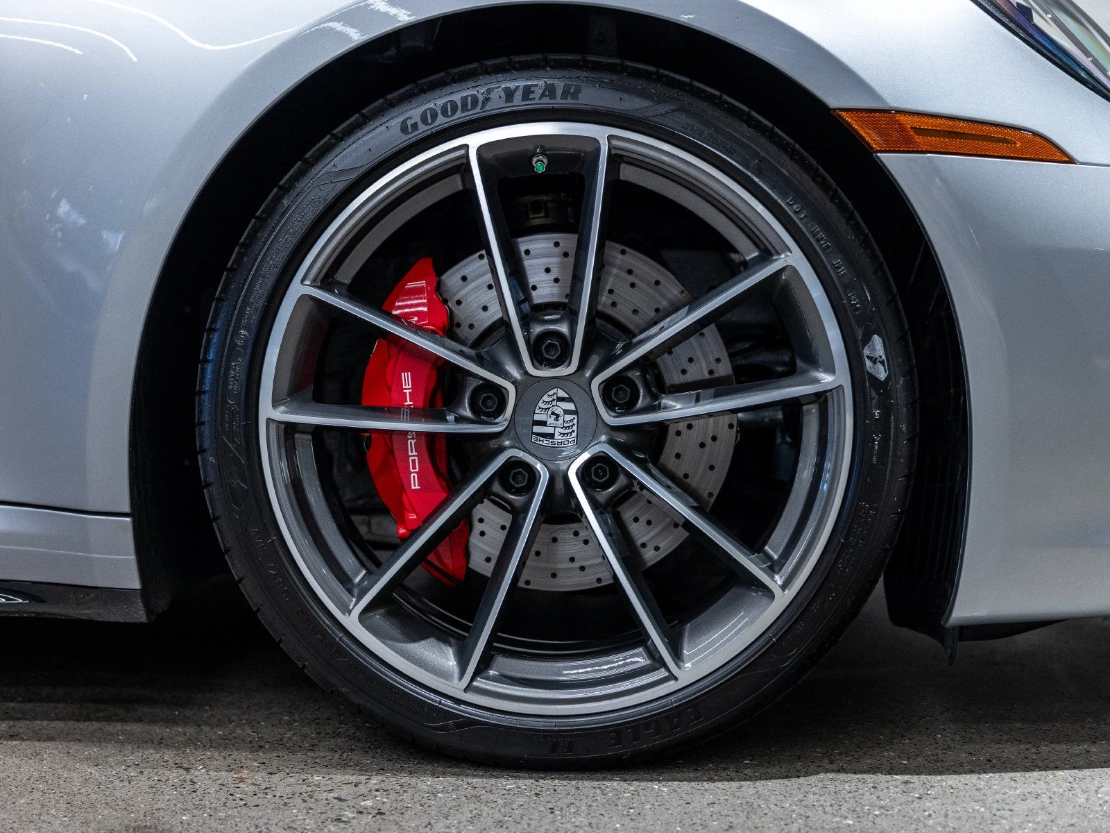 2024 Porsche 911 Carrera 4S (992.1), 20/20