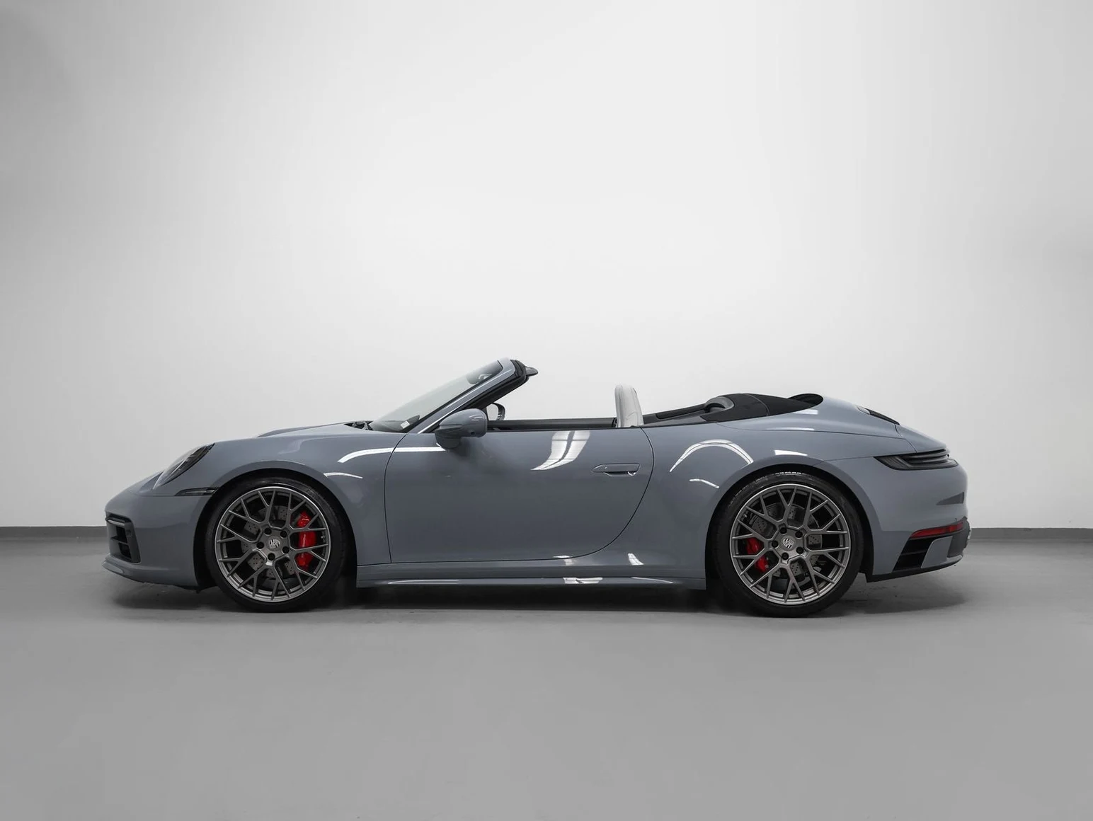 2024 Porsche 911 Carrera 4S Cabriolet (992.1), 2/20