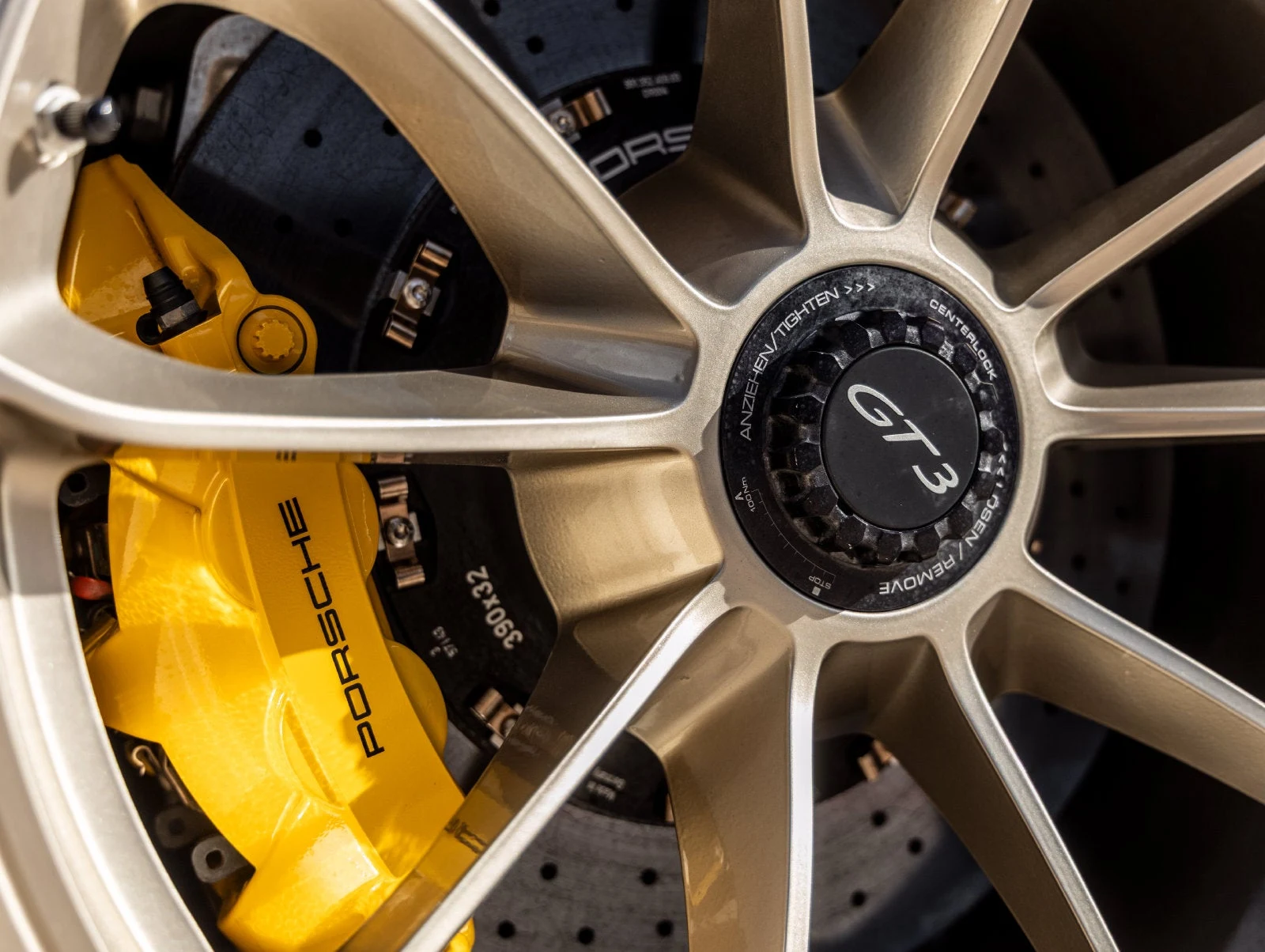 2015 Porsche 911 GT3 (991.1), 19/20