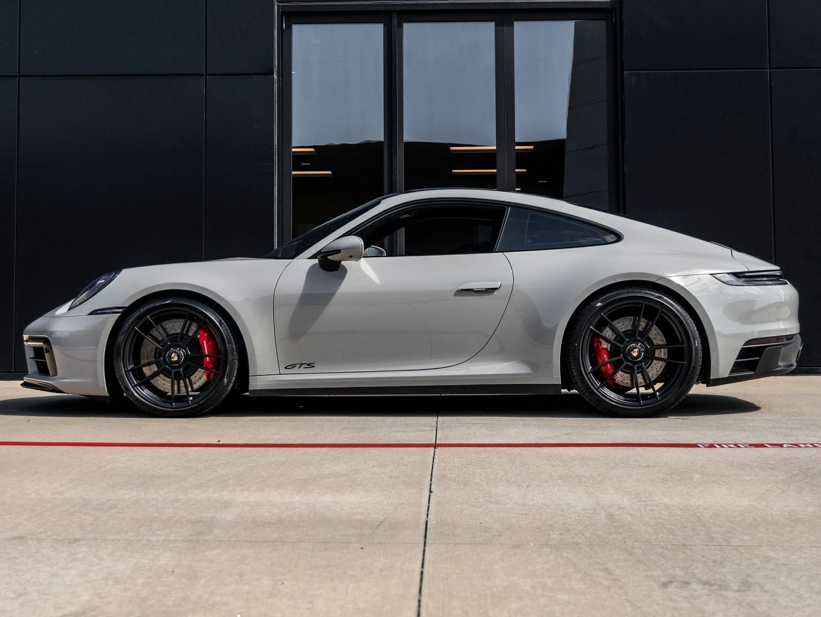 2022 Porsche 911 Carrera 4 GTS (992.1), 2/20