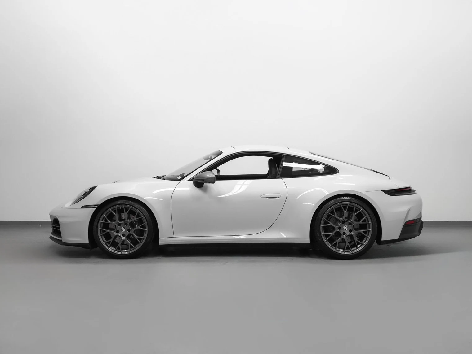 2025 Porsche 911 Carrera T (992.2), 2/20