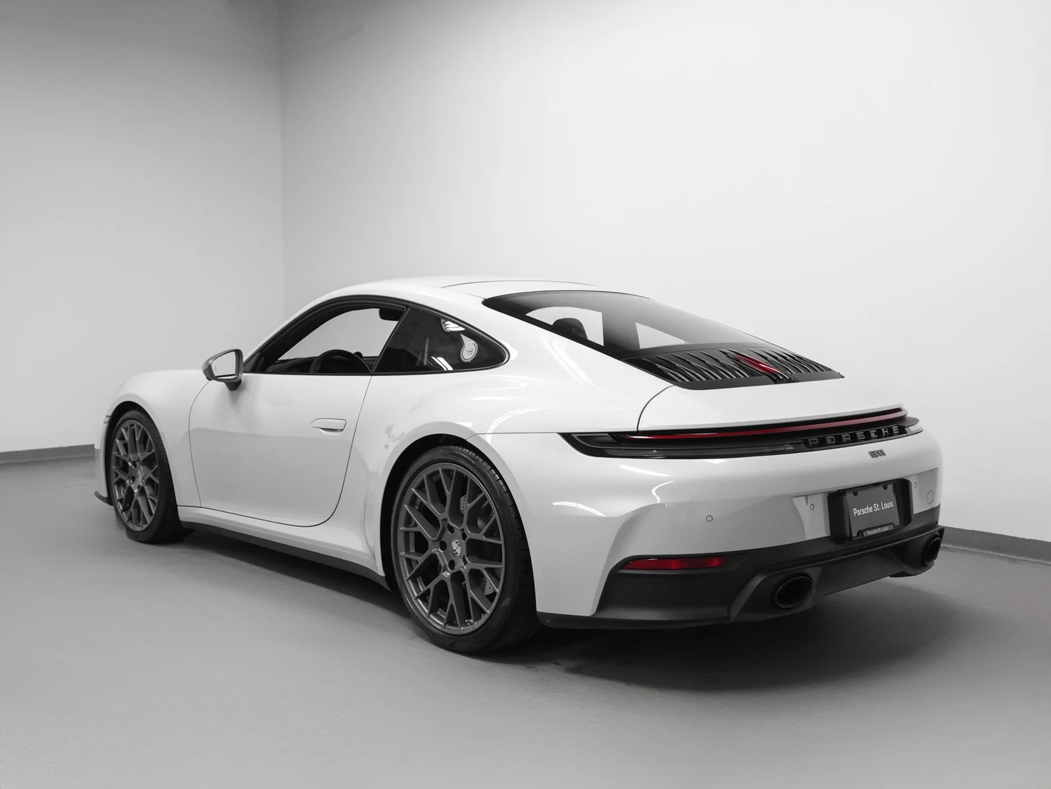 2025 Porsche 911 Carrera T (992.2), 3/20