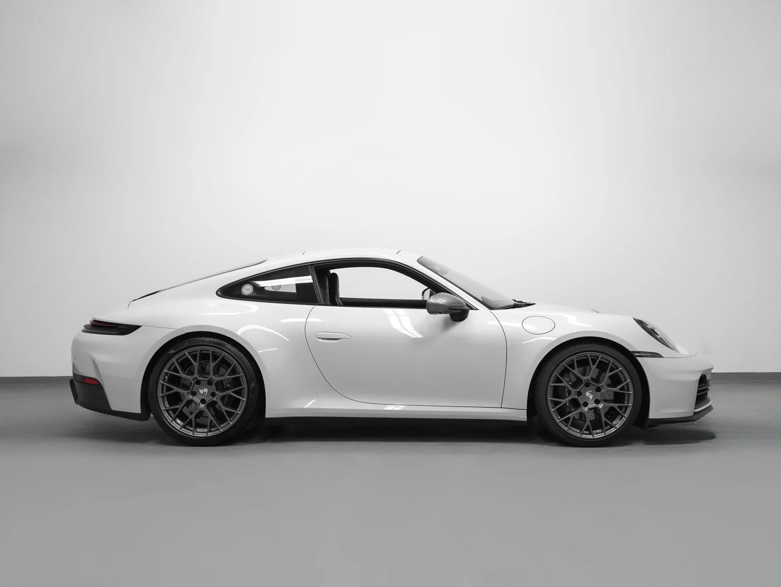 2025 Porsche 911 Carrera T (992.2), 12/20