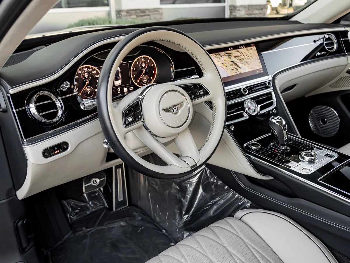 2023 Bentley Flying Spur Azure V8 (3rd Generation), 19/20