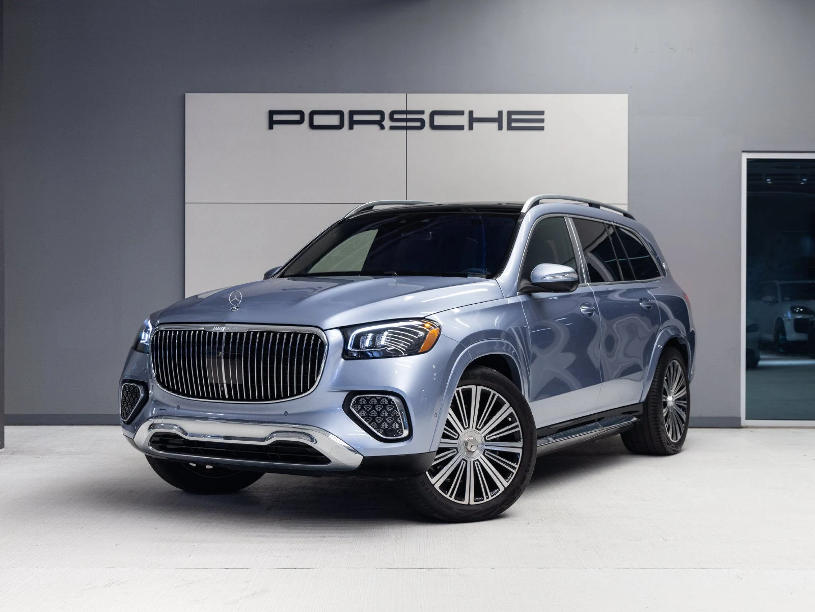 Mercedes-Benz Mercedes-Maybach GLS 600 4MATIC (X167) · Manufaktur Cote D Azur Light Blue Metallic · Indigo Auto Group