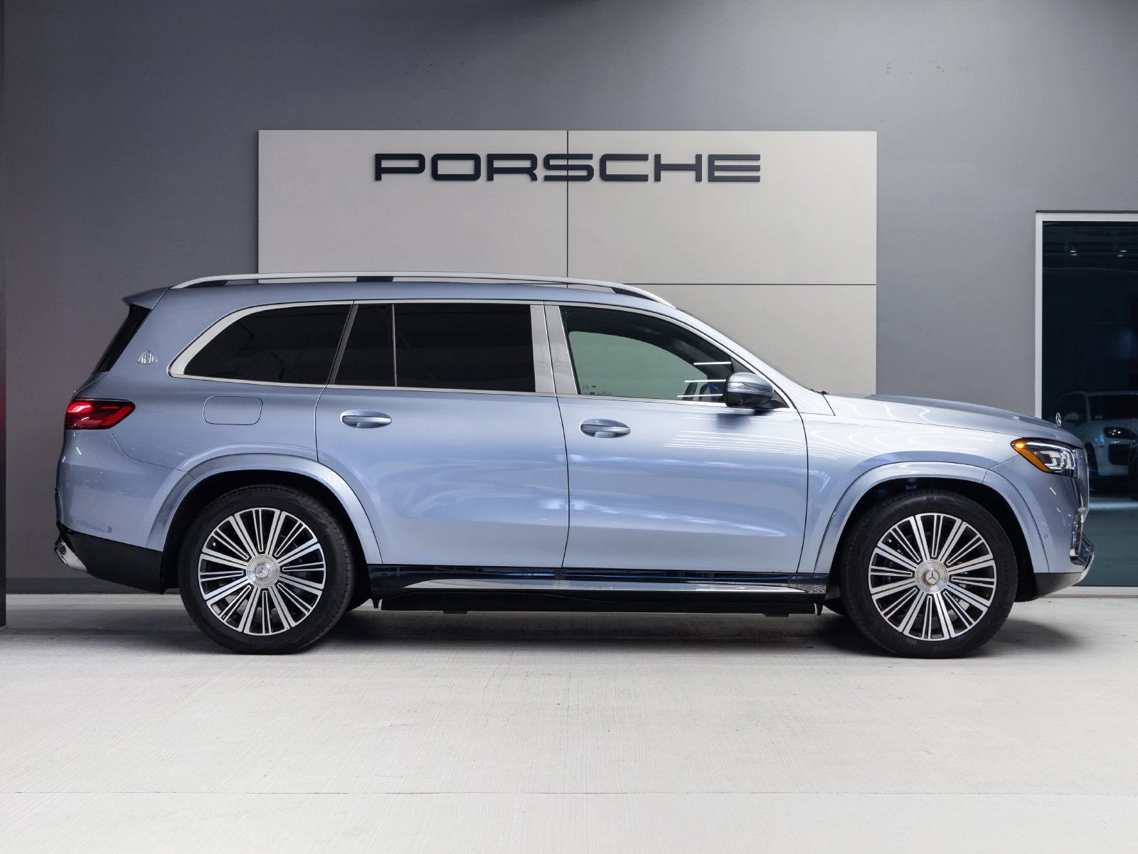 2026 Mercedes-Benz Mercedes-Maybach GLS 600 4MATIC (X167), 8/20