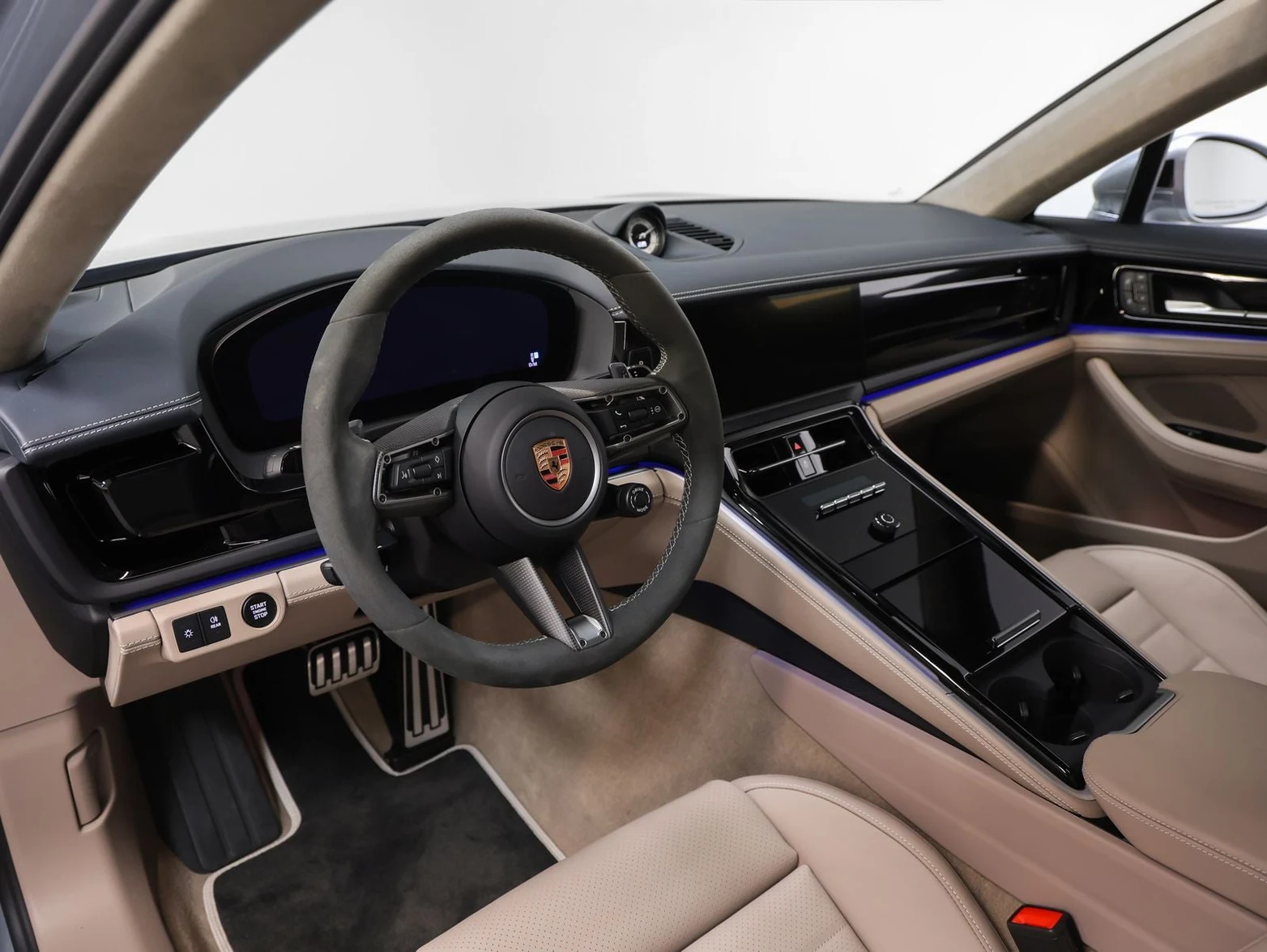 2026 Porsche Panamera GTS (976), 4/20