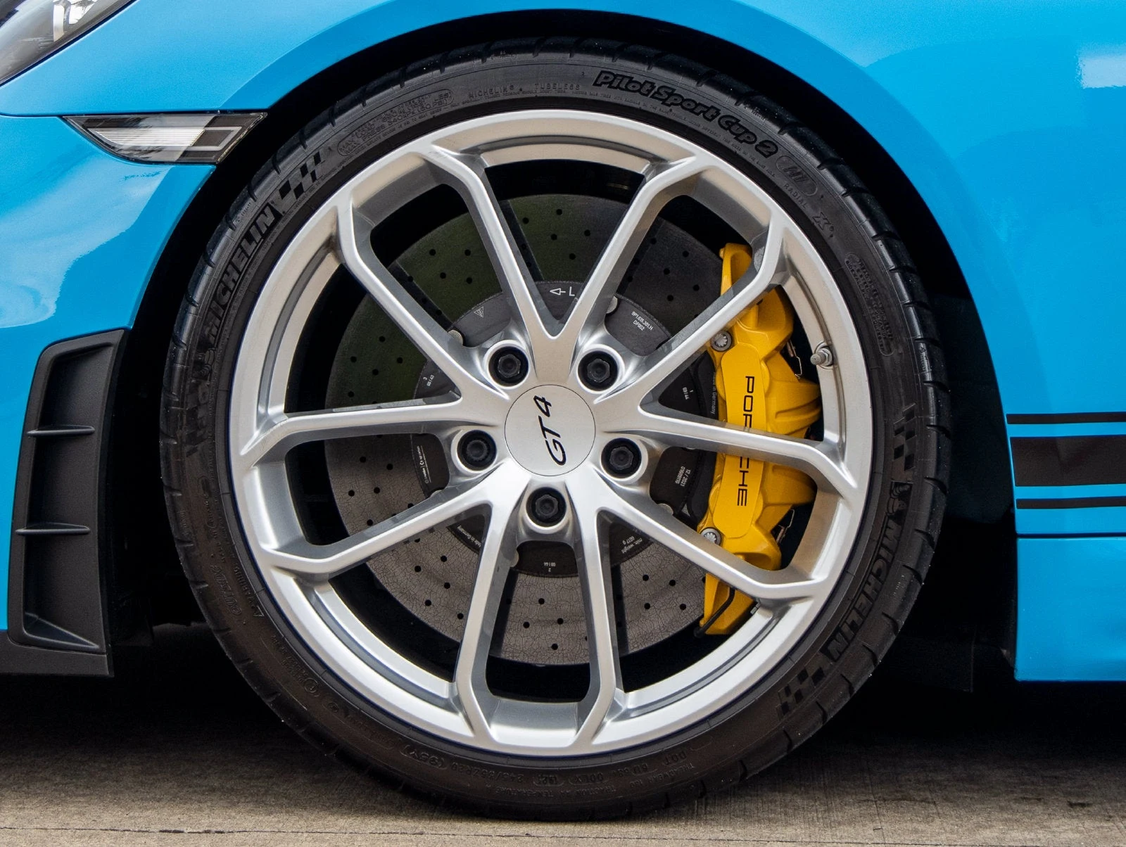 2021 Porsche 718 Cayman GT4, 13/20