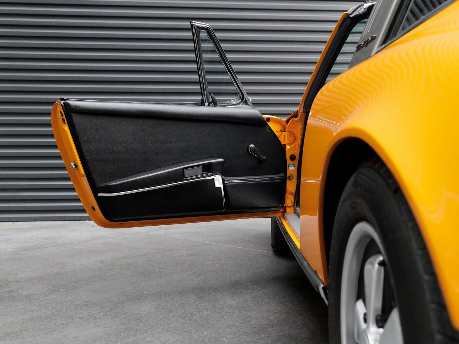 1973 Porsche 911 E 2.4 Targa, 18/20
