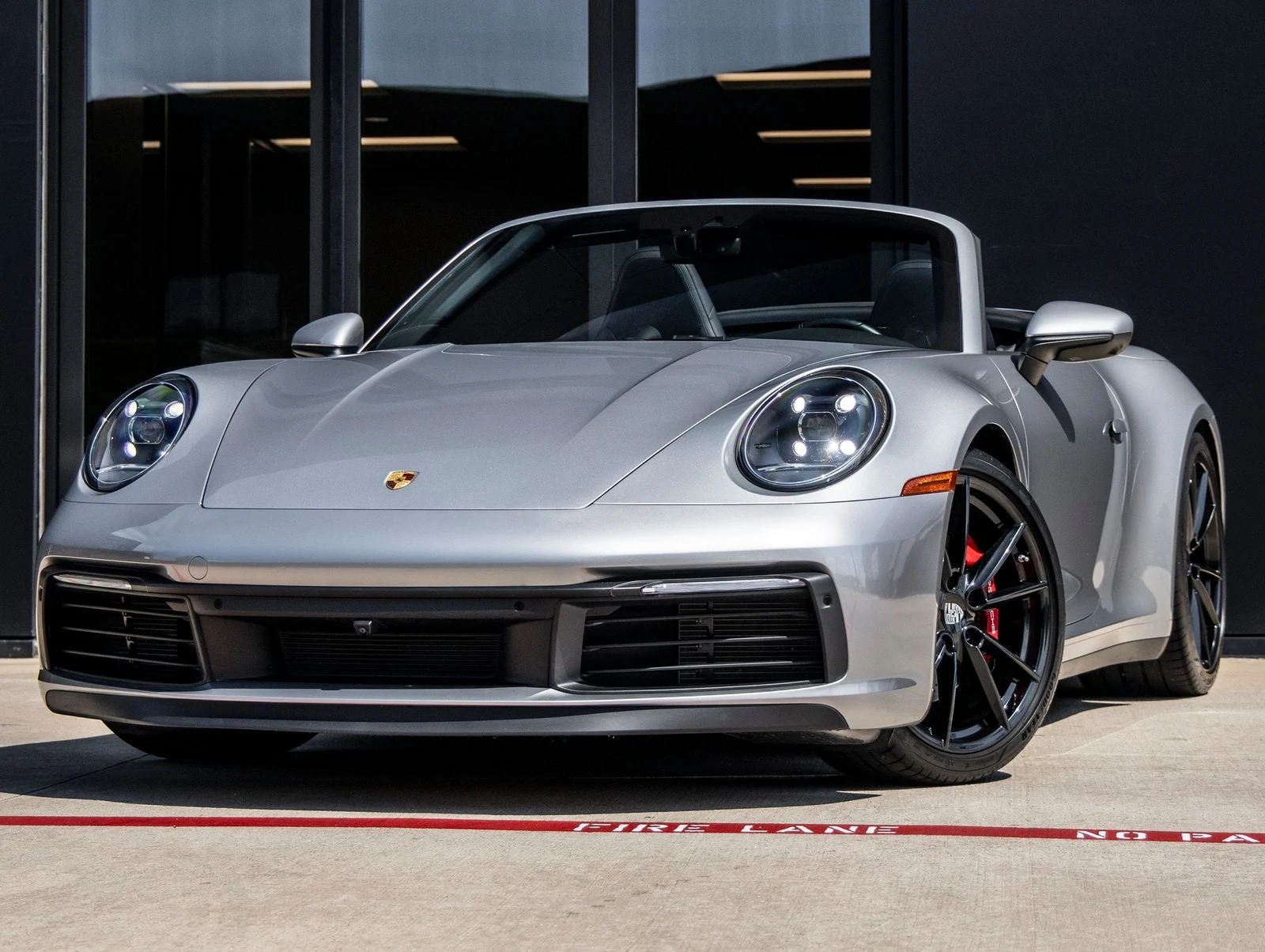 Porsche 911 Carrera S Cabriolet (992.1) · Gt-Silver Metallic · Indigo Auto Group