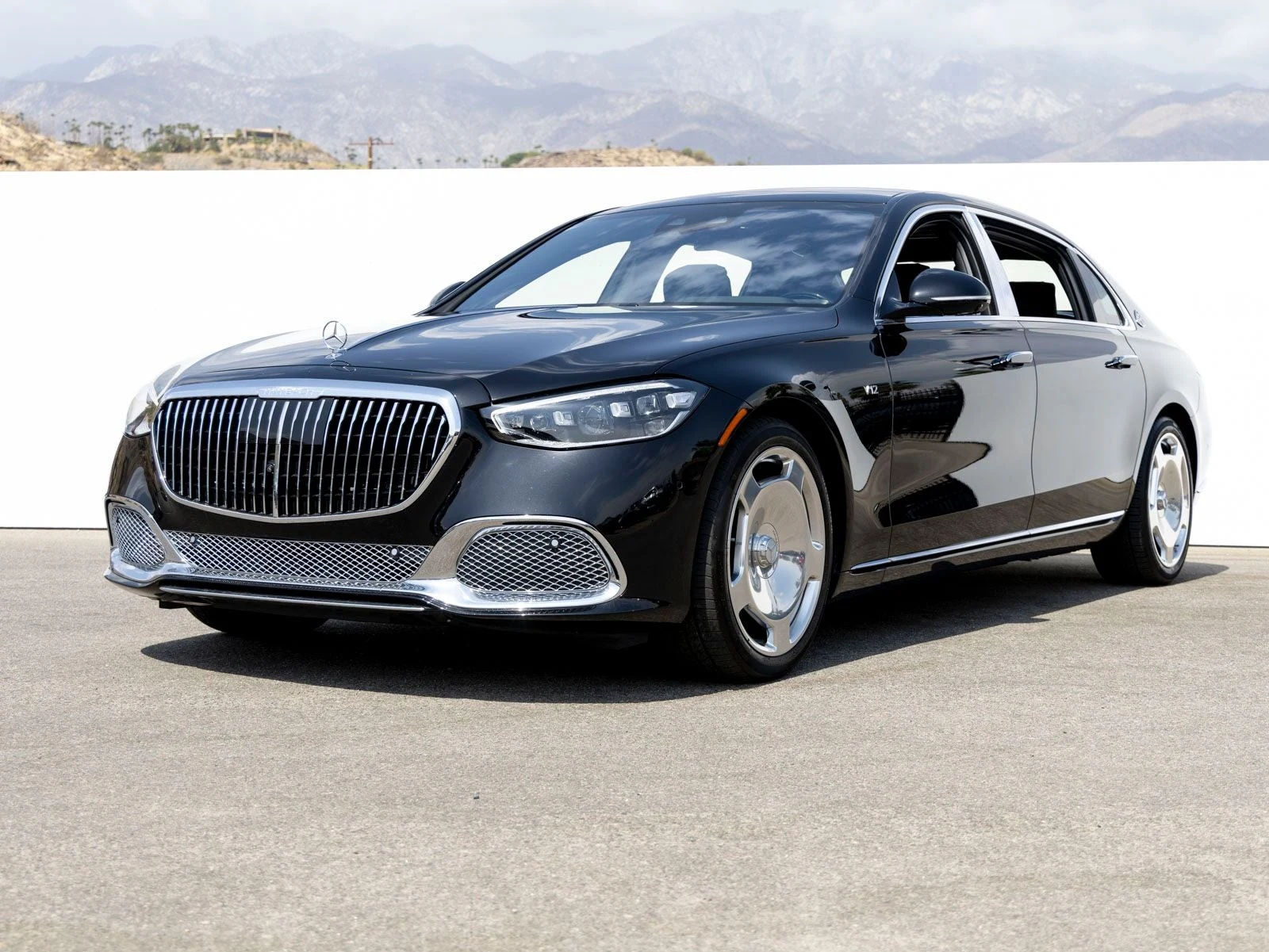 2024 Mercedes-Benz Mercedes-Maybach S 680 4MATIC (Z223), 2/20