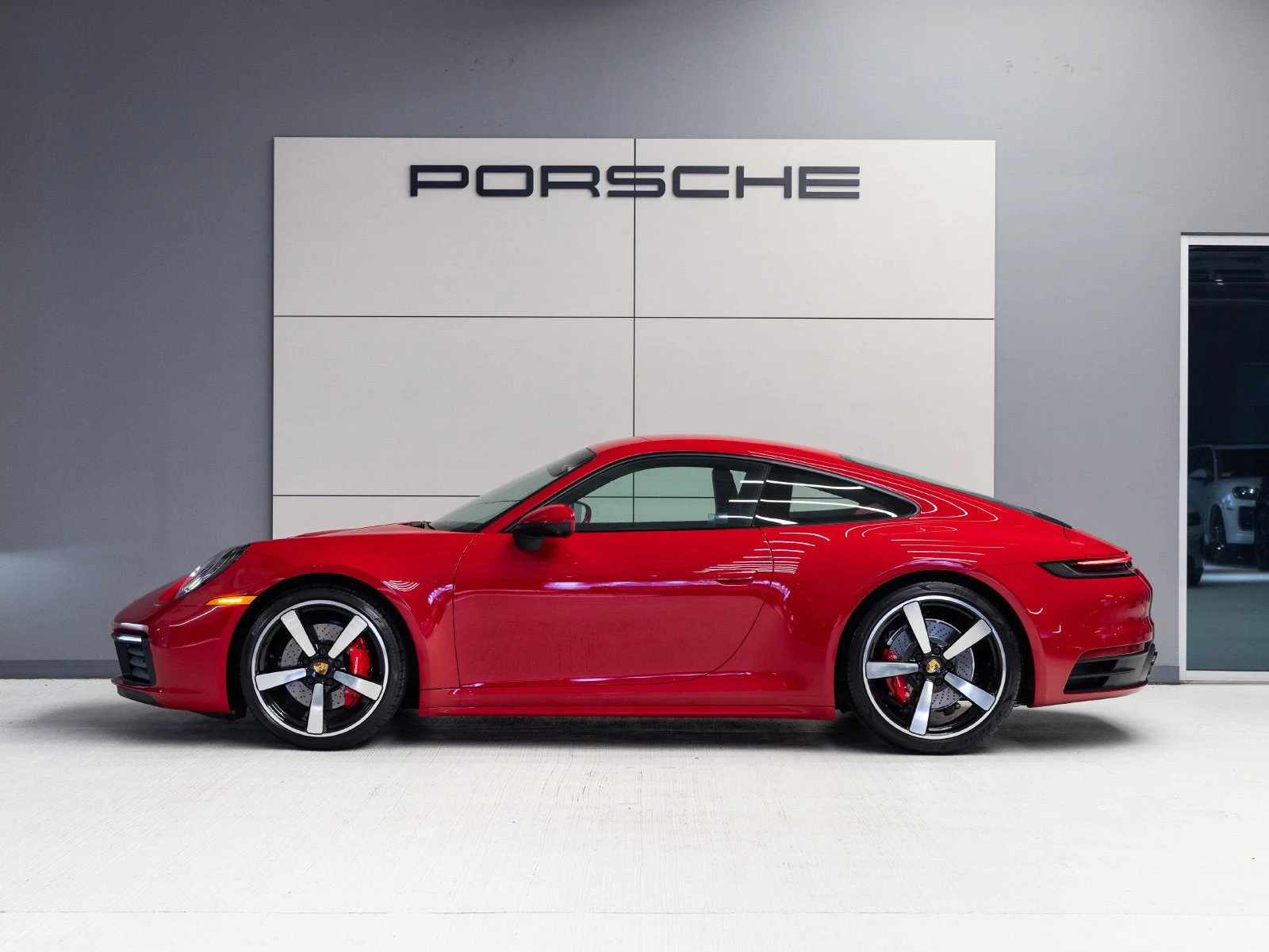 2022 Porsche 911 Carrera S (992.1), 2/20