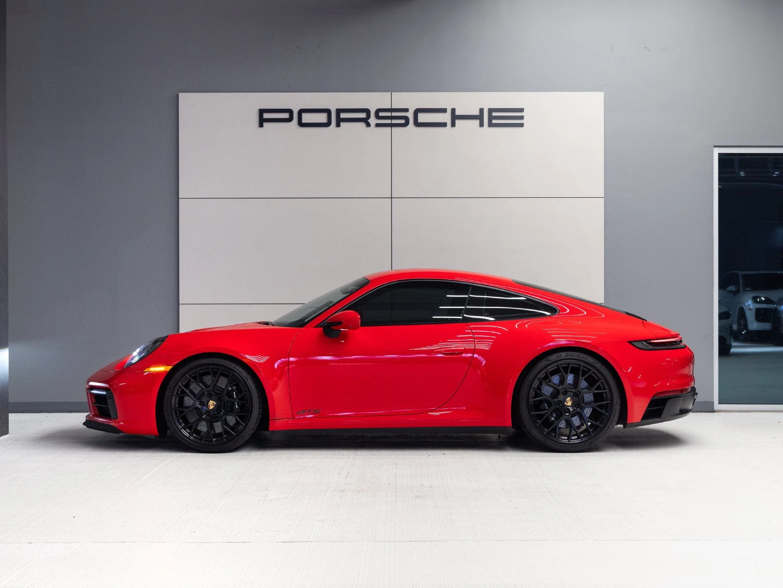 2022 Porsche 911 Carrera GTS (992.1), 2/20