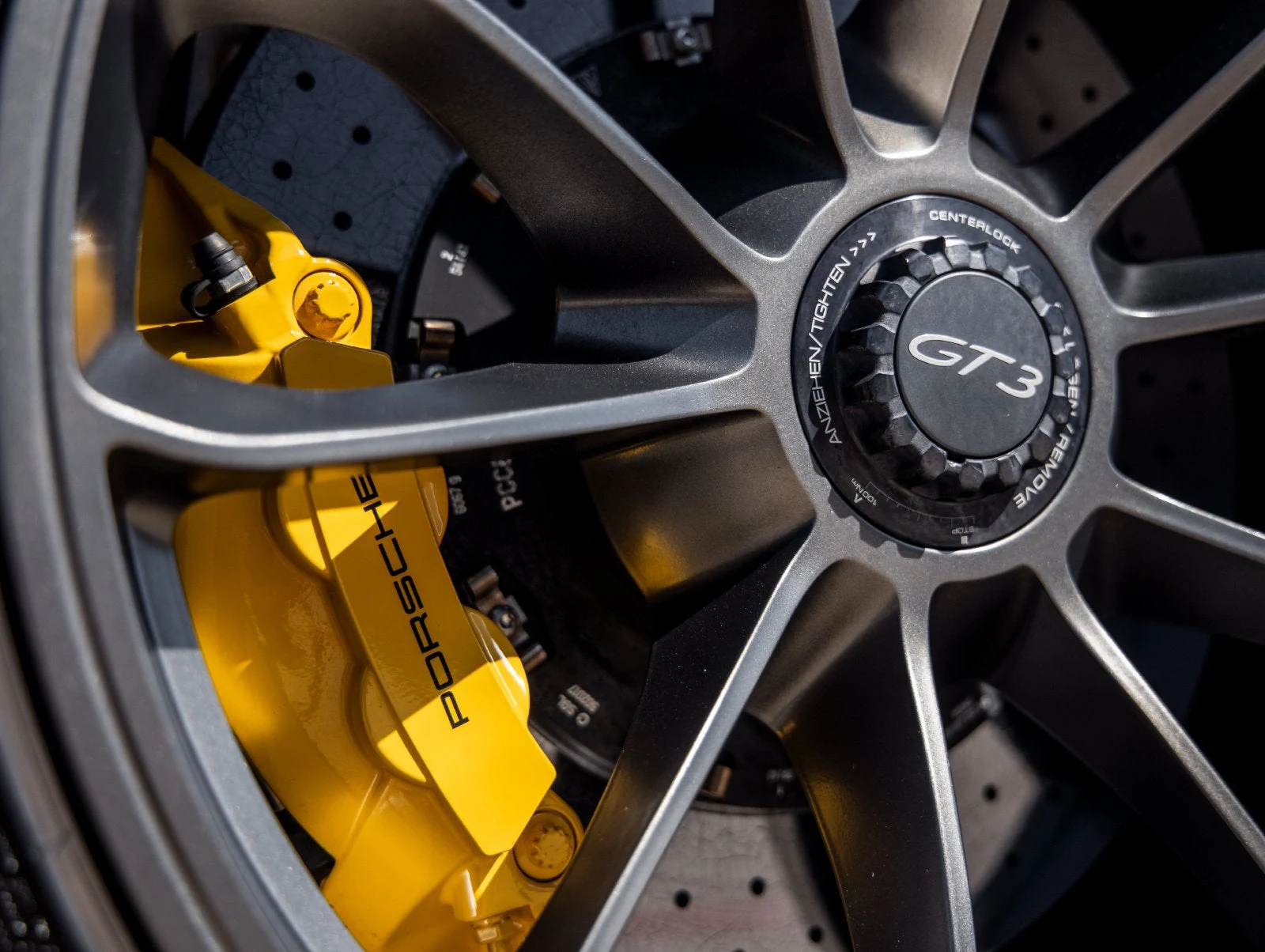 2014 Porsche 911 GT3 (991.1), 19/20