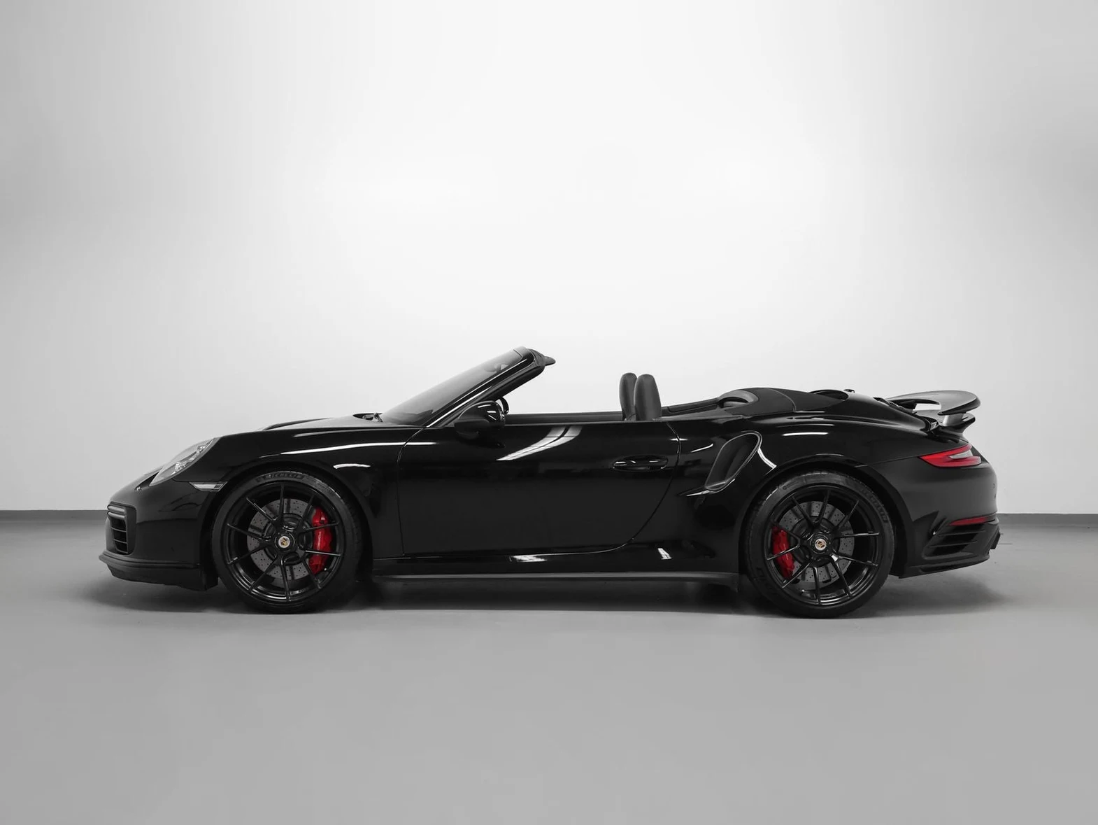 2018 Porsche 911 Turbo Cabriolet (991.2), 2/20