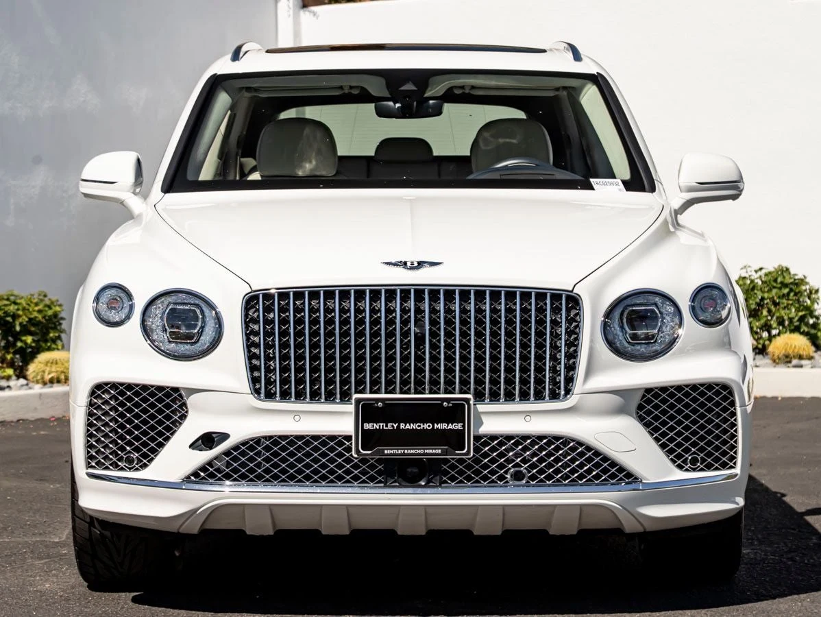 2024 Bentley Bentayga Azure V8, 9/20
