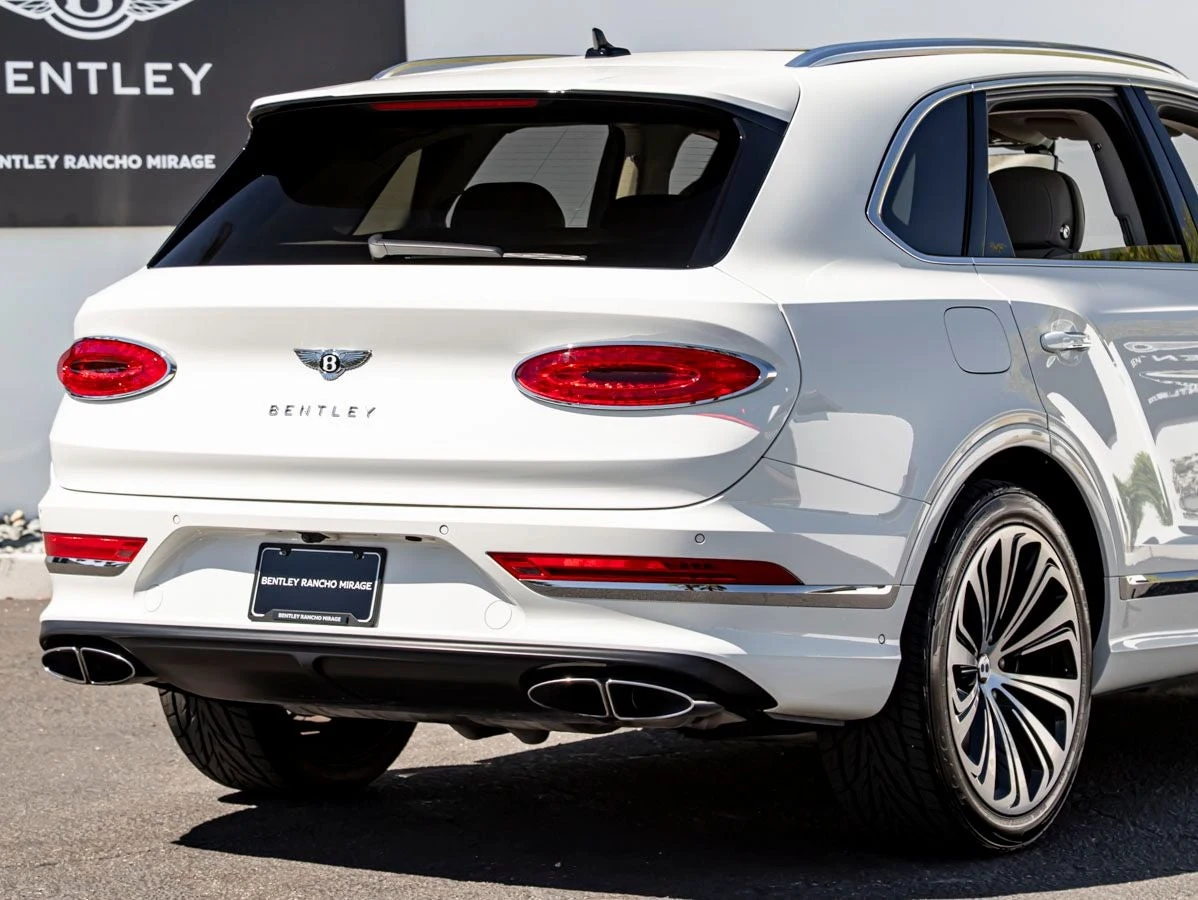 2024 Bentley Bentayga Azure V8, 12/20