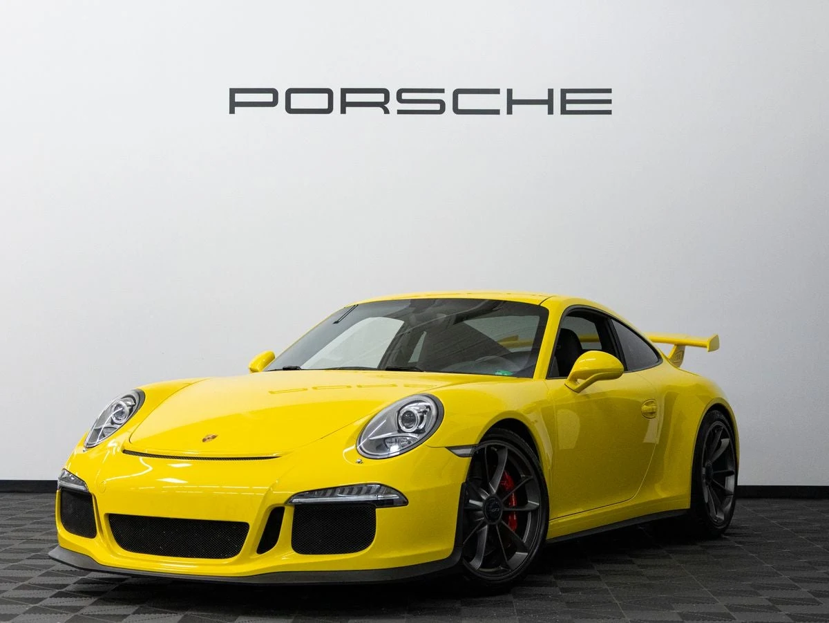 Porsche 911 GT3 (991.1) · Racing Yellow · Indigo Auto Group