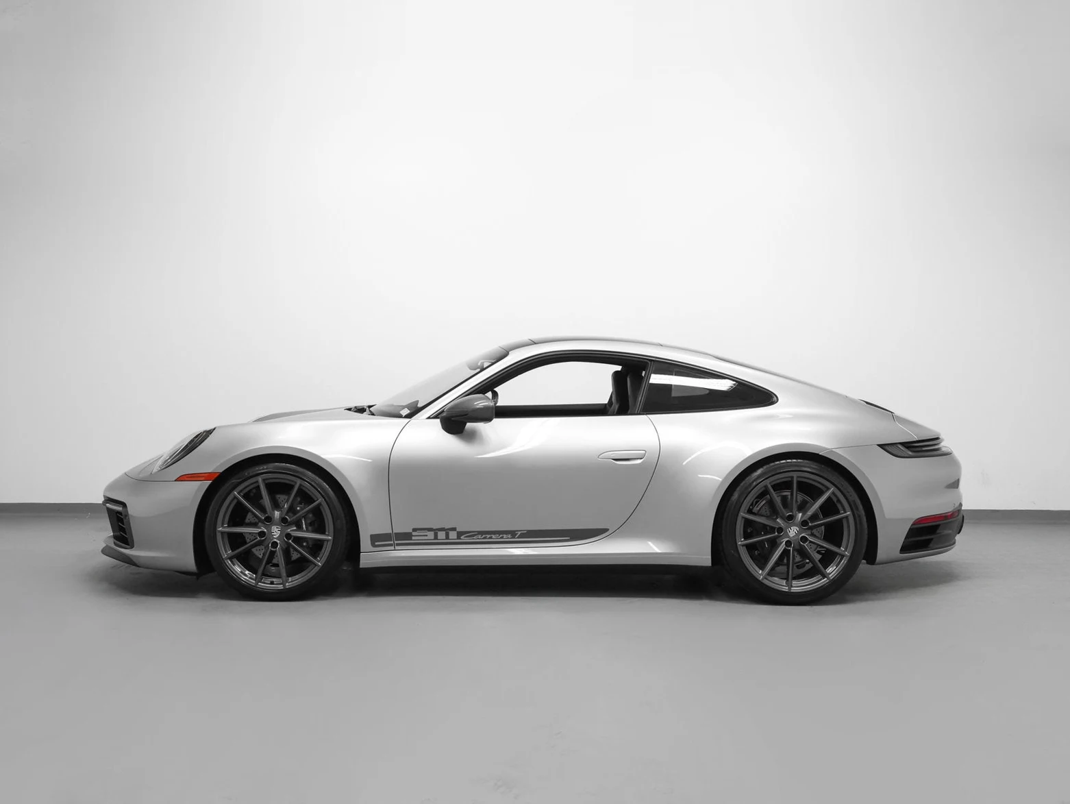 2024 Porsche 911 Carrera T (992.1), 2/20