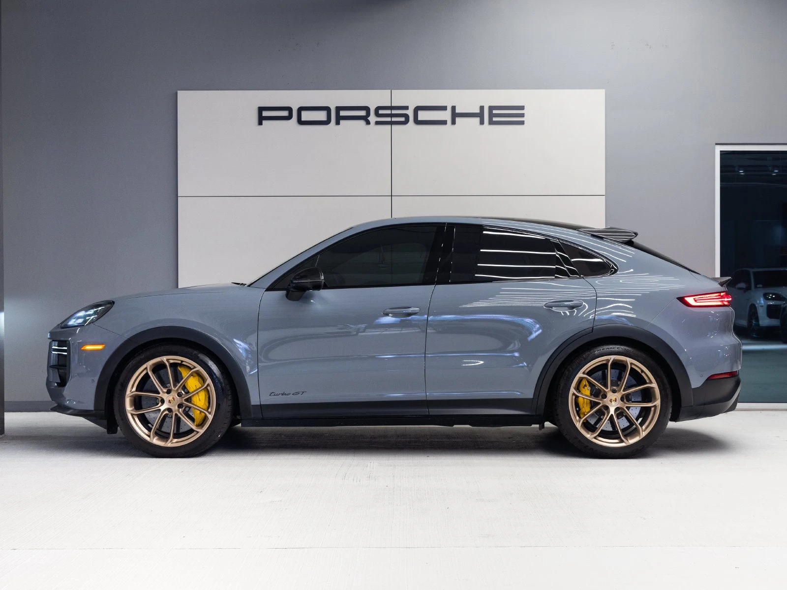 2024 Porsche Cayenne Turbo GT (3rd Generation, 2024 Update), 2/20