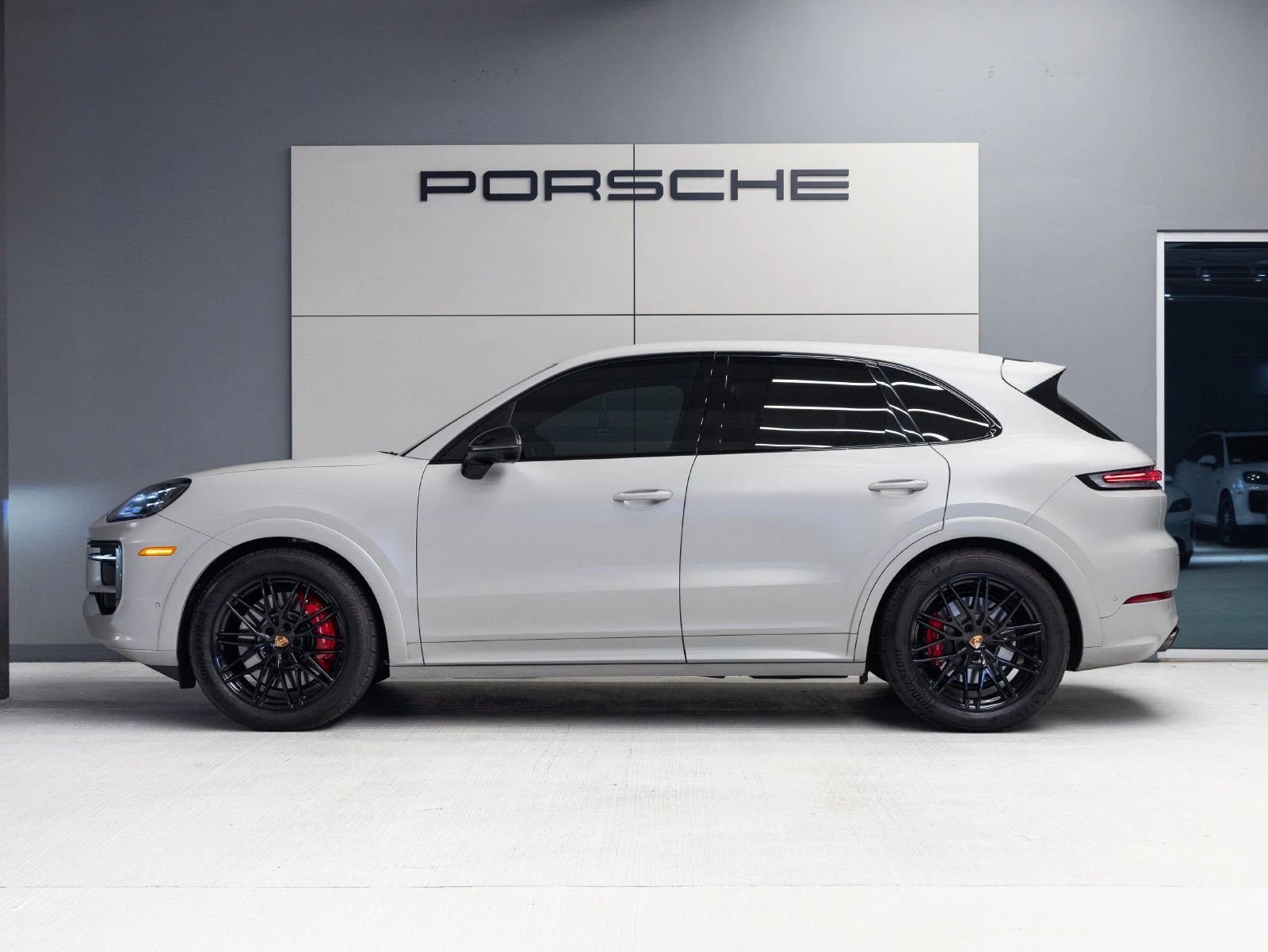 2026 Porsche Cayenne GTS (3rd Generation), 2/20