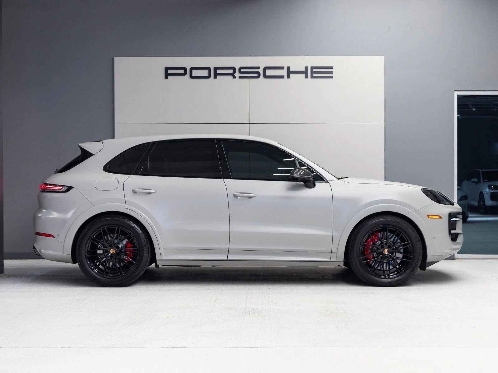 2026 Porsche Cayenne GTS (3rd Generation), 8/20