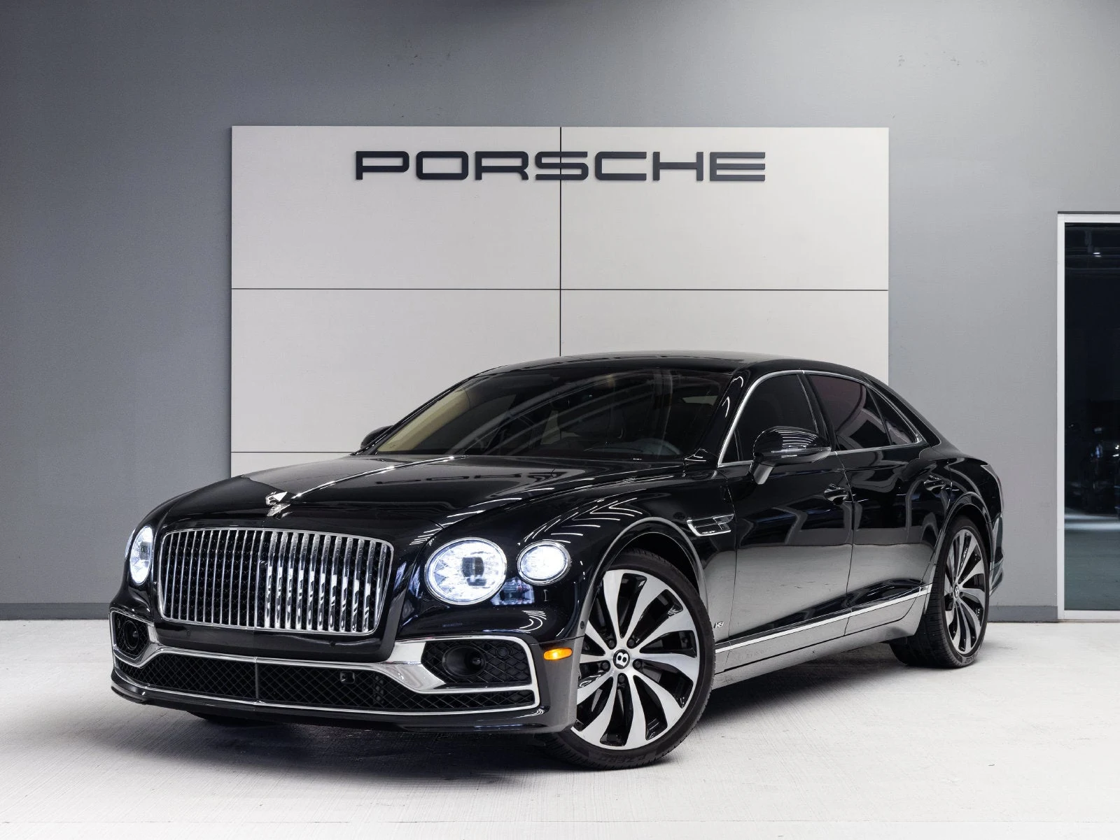Bentley Flying Spur V8 (3rd Generation) · Onyx · Indigo Auto Group