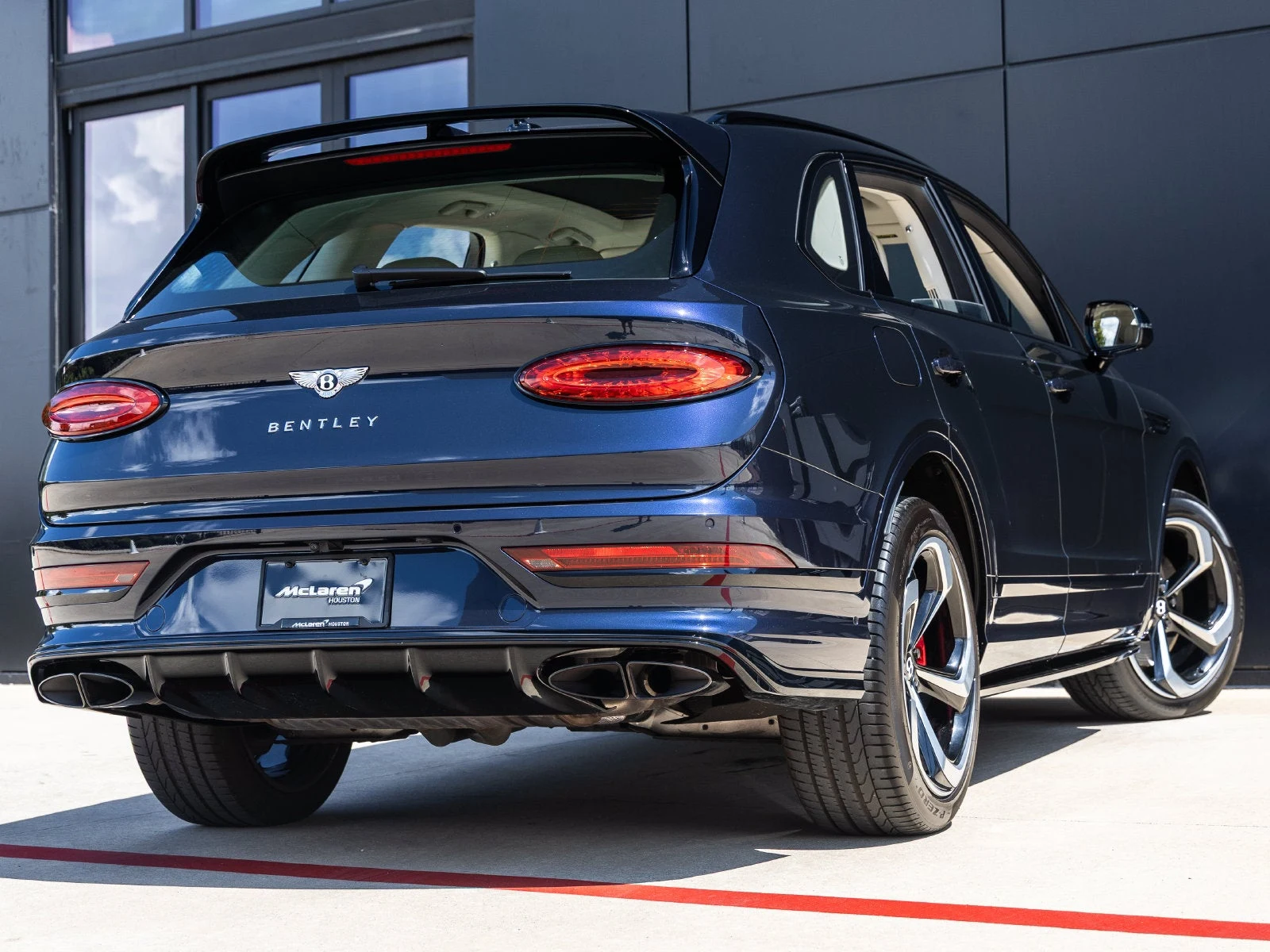 2023 Bentley Bentayga S, 8/20