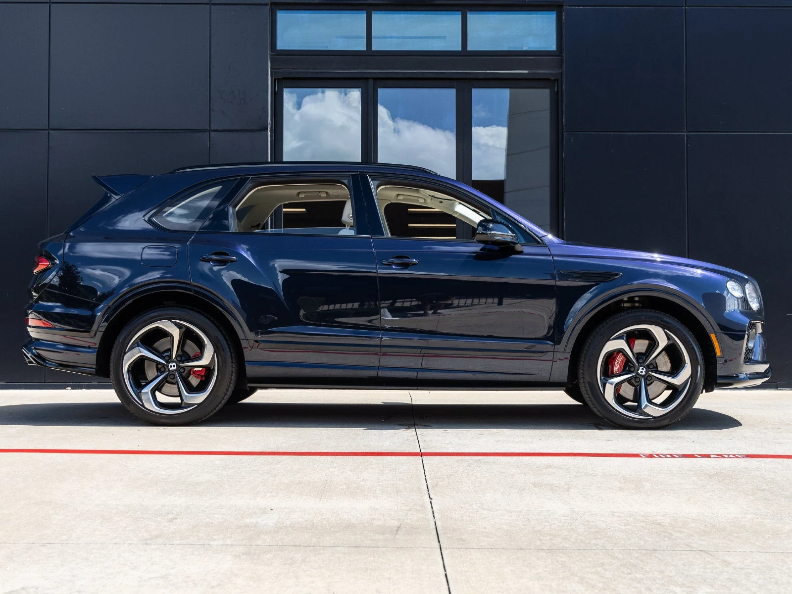 2023 Bentley Bentayga S, 10/20