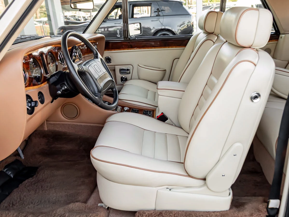1991 Rolls-Royce Corniche Convertible, 18/20