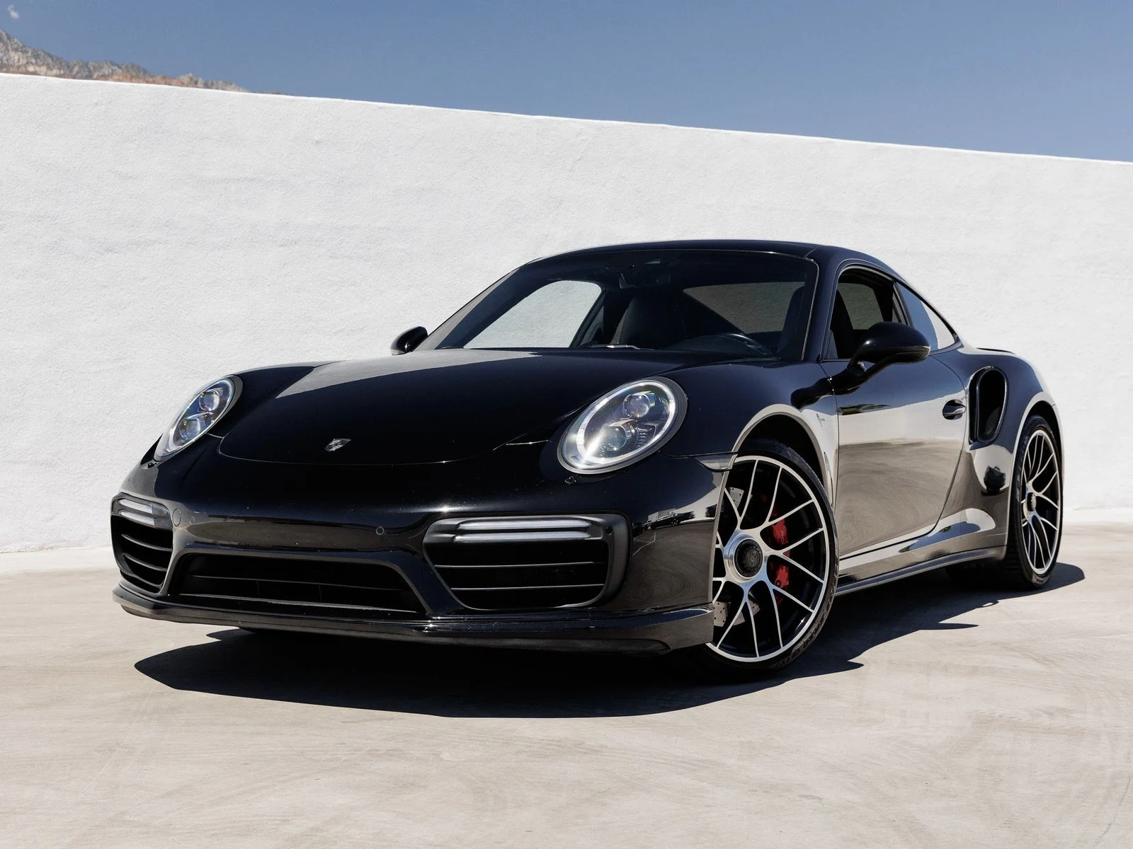 Porsche 911 Turbo (991.2) · black · Indigo Auto Group