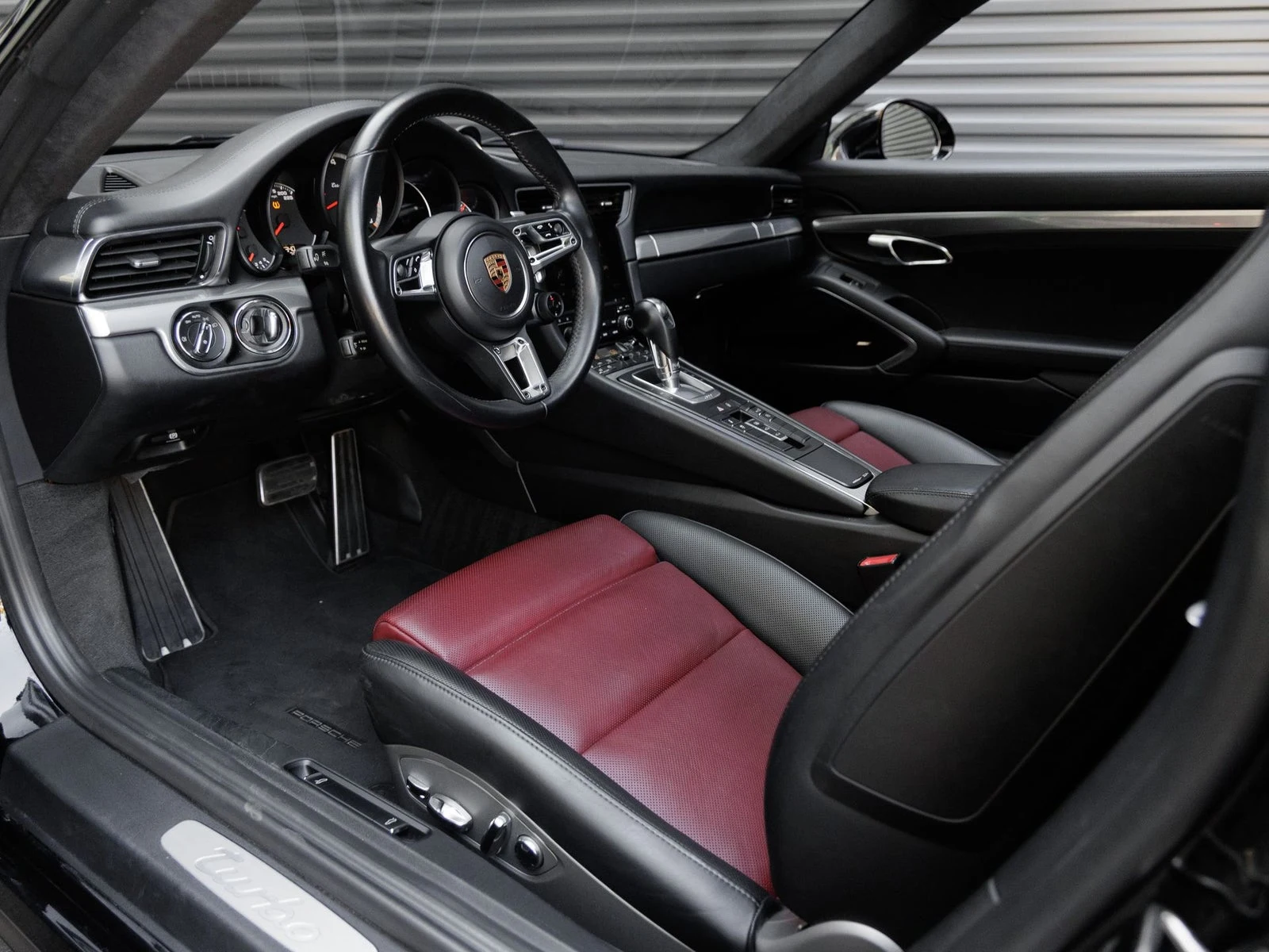 2018 Porsche 911 Turbo (991.2), 4/20