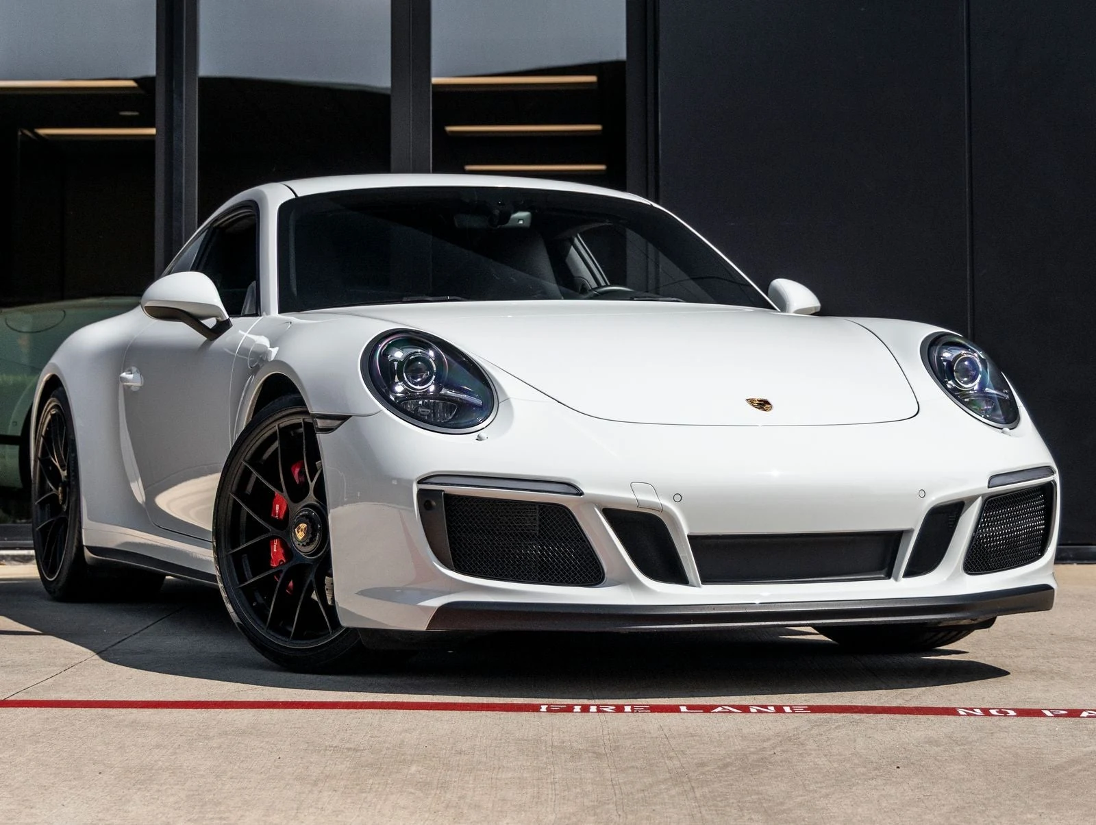 2018 Porsche 911 Carrera 4 GTS (991.2), 6/20
