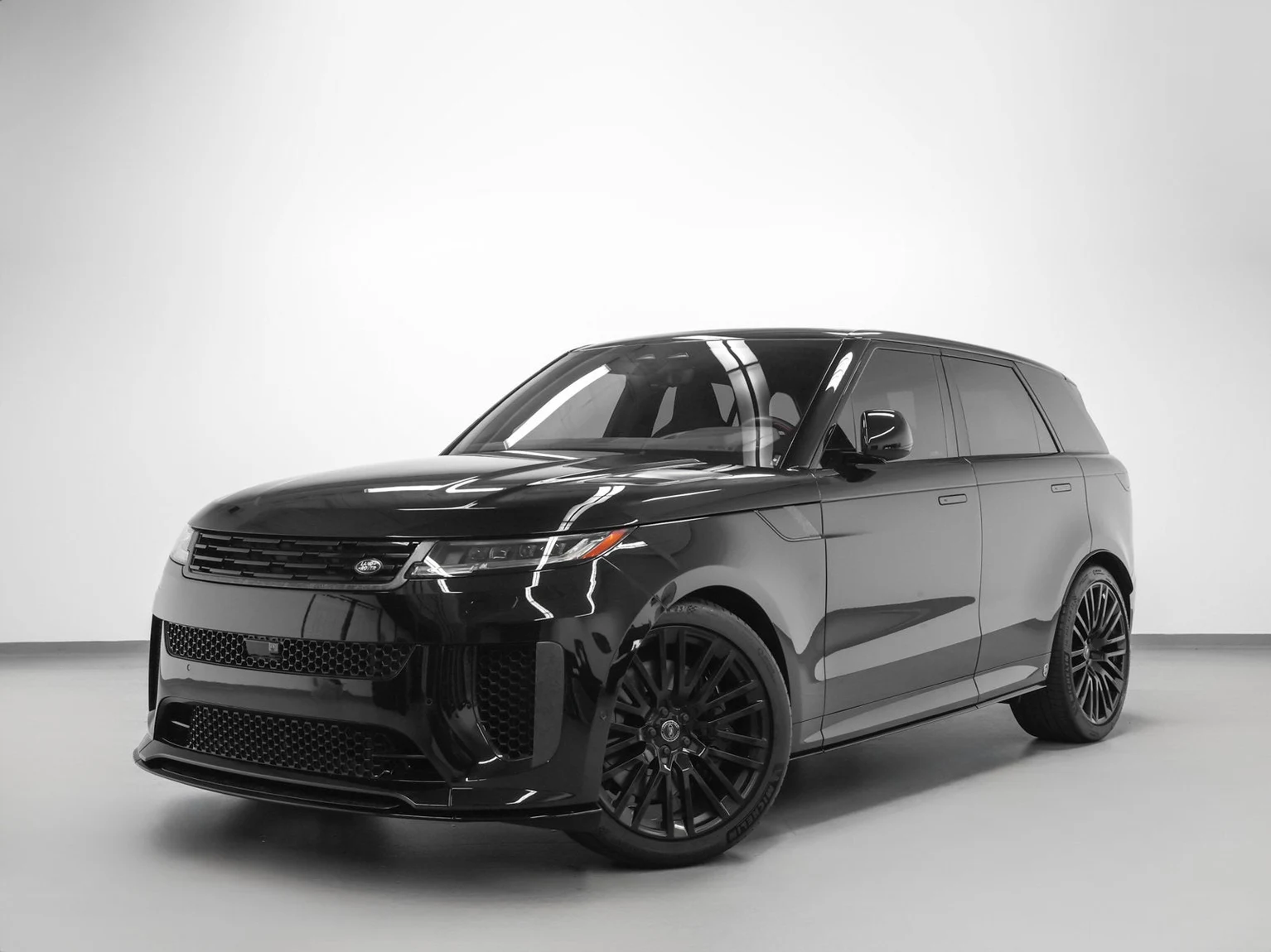 Land Rover Range Rover Sport SV Edition Two (L461) · Ligurian Black Gloss · Indigo Auto Group