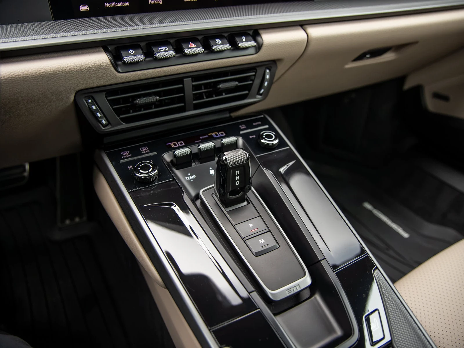 2025 Porsche 911 Carrera (992.2), 18/20