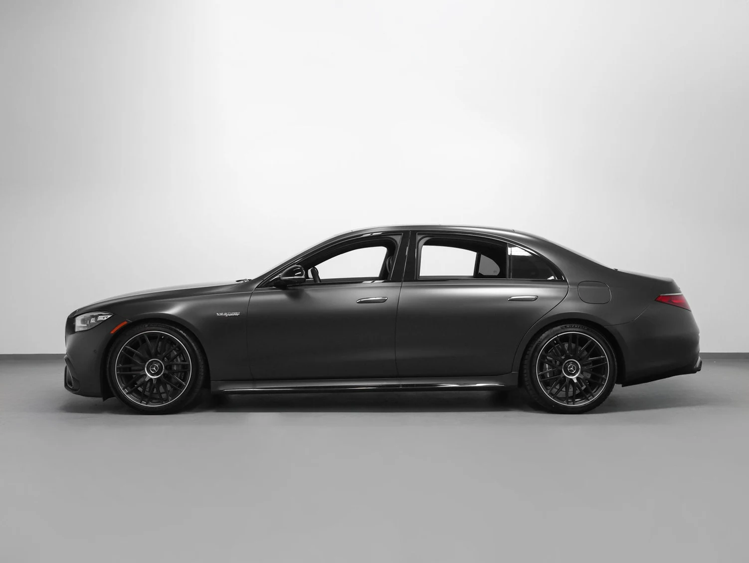 2025 Mercedes-Benz AMG S 63 E PERFORMANCE (W223), 2/20