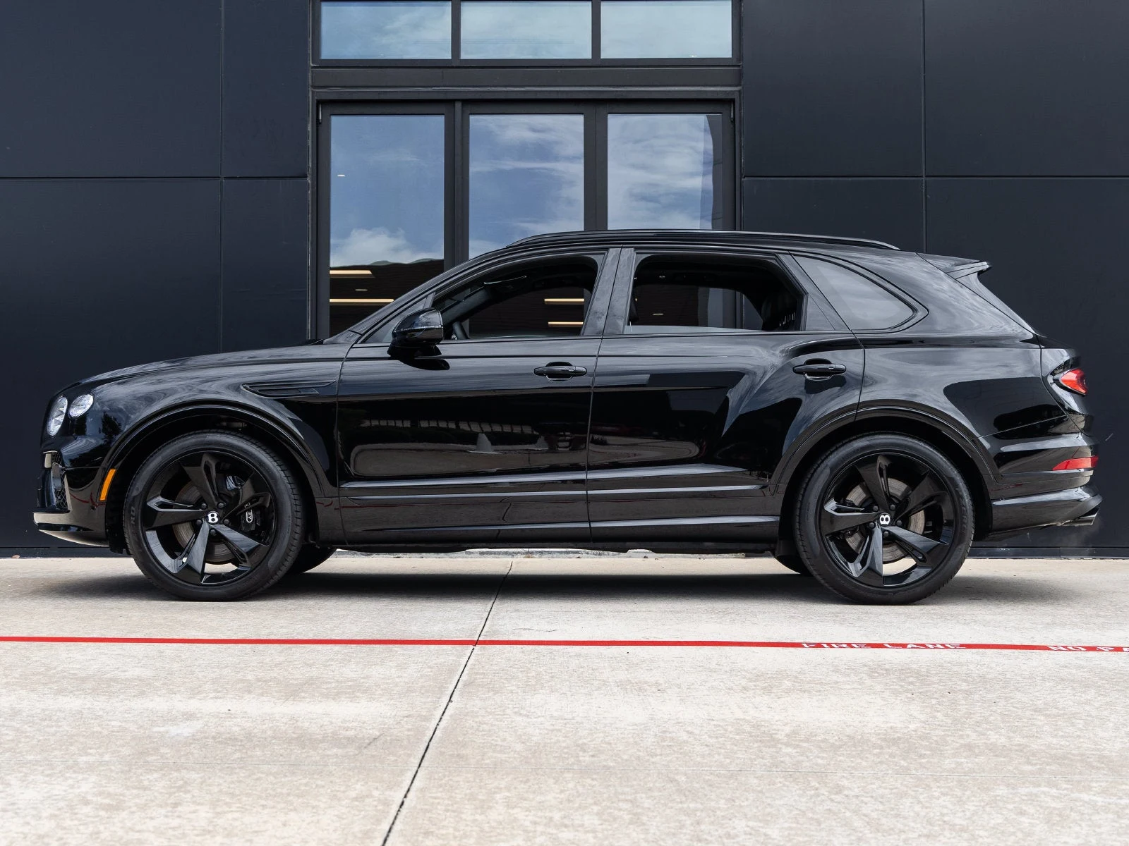 2023 Bentley Bentayga V8, 9/20