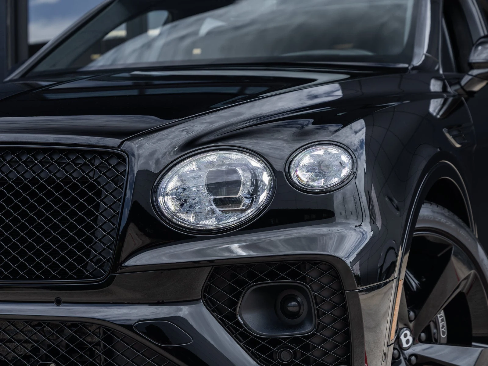 2023 Bentley Bentayga V8, 13/20