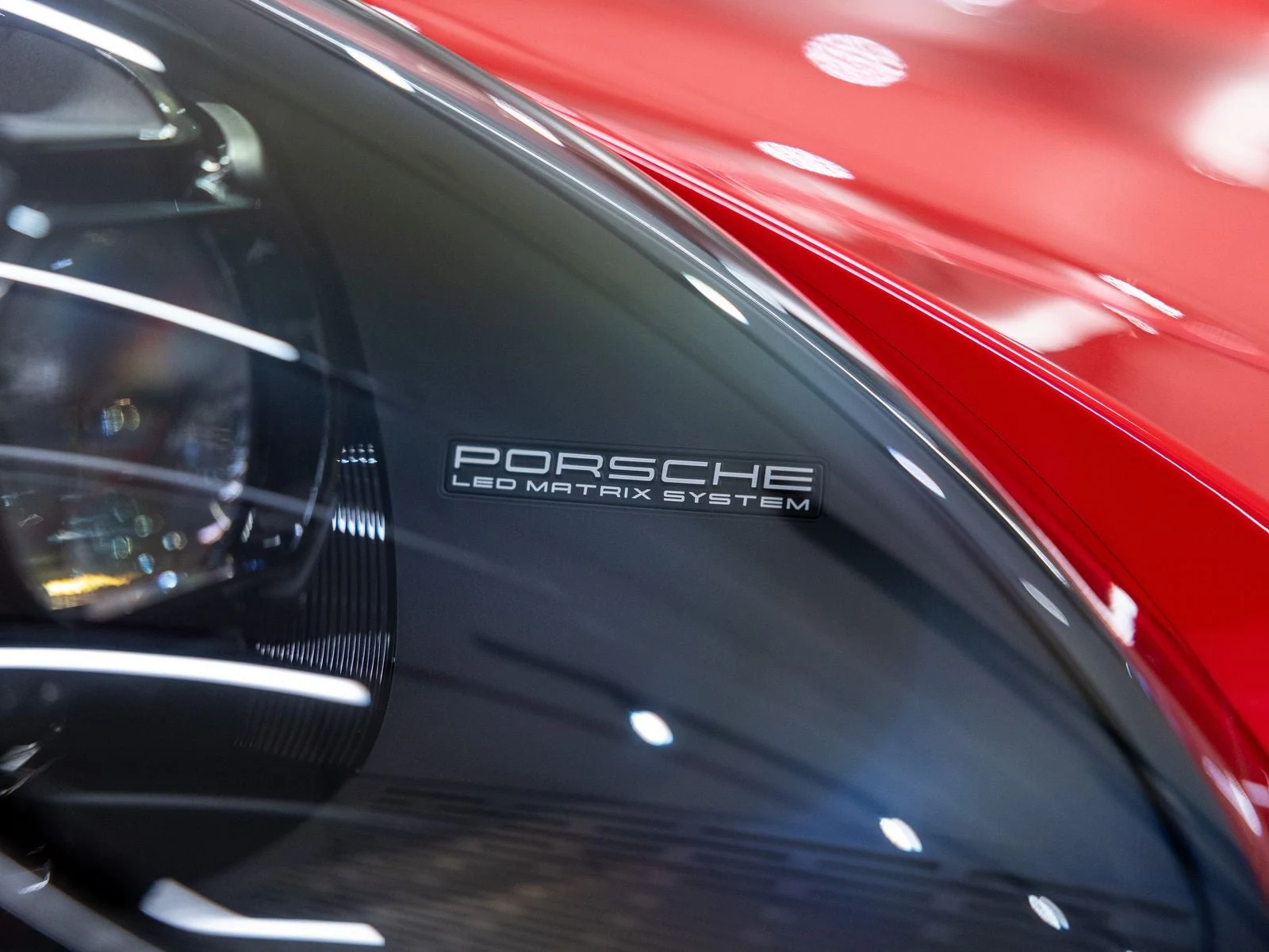 2020 Porsche 911 Carrera 4S (992.1), 19/20