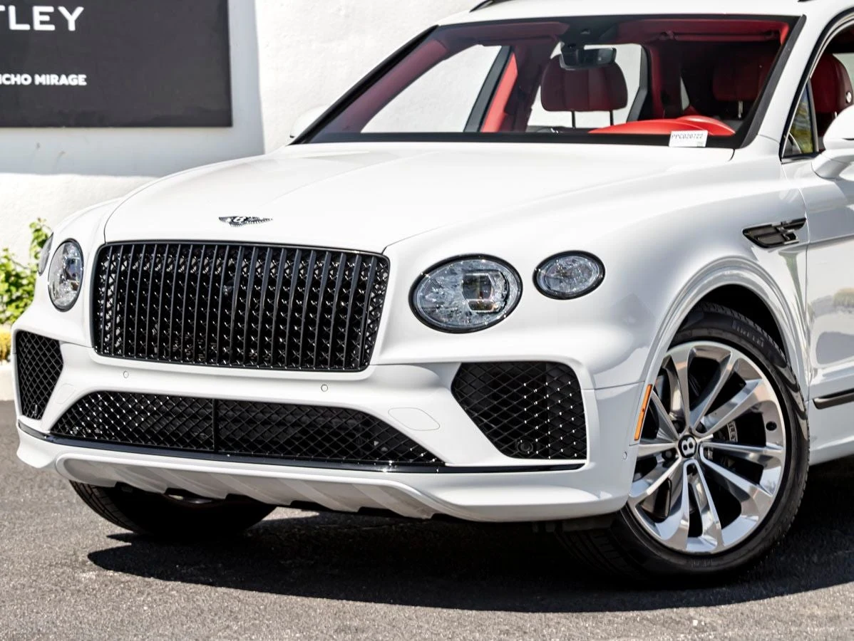 2023 Bentley Bentayga EWB V8, 8/20
