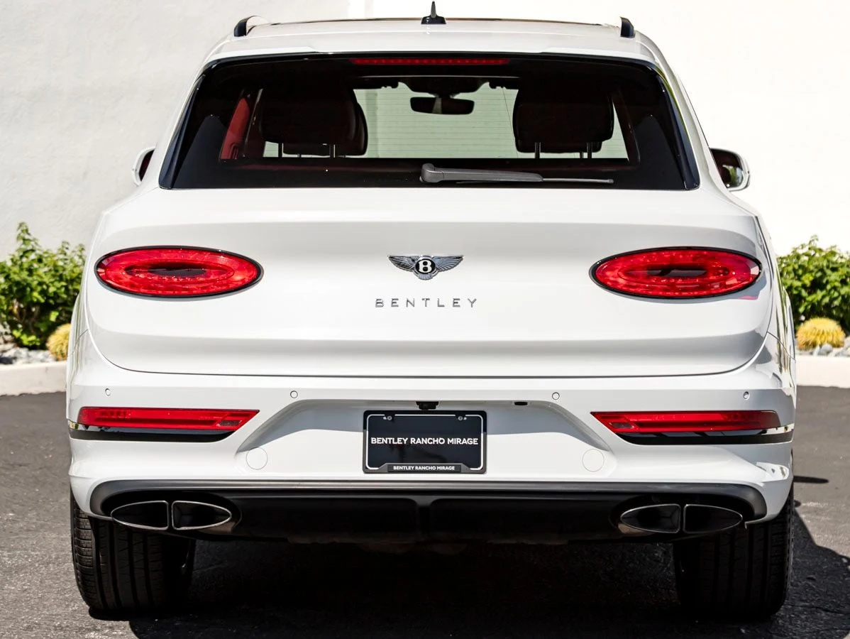 2023 Bentley Bentayga EWB V8, 12/20