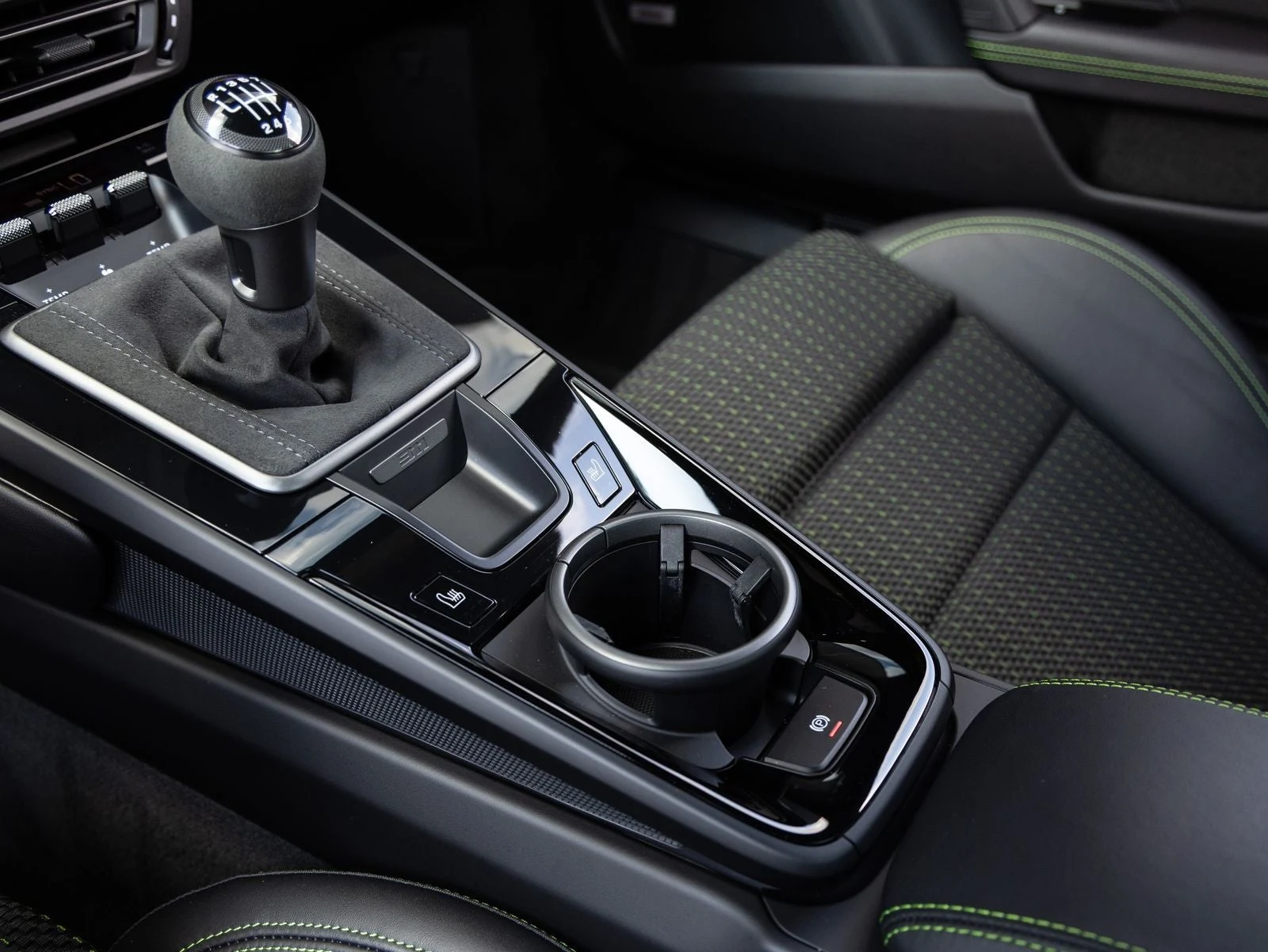 2024 Porsche 911 Carrera T (992.1), 18/20