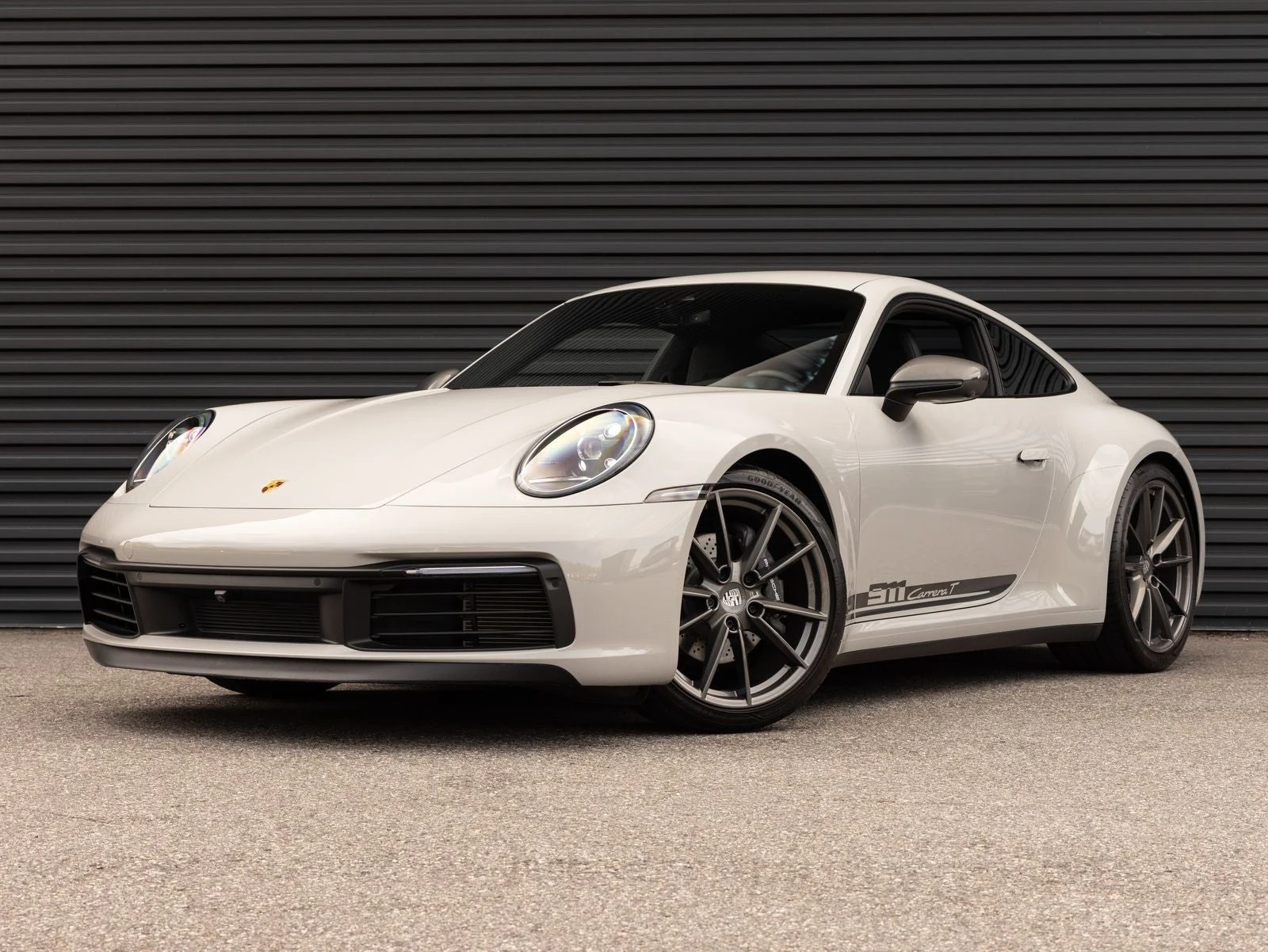 Porsche 911 Carrera T (992.1) · Chalk · Indigo Auto Group