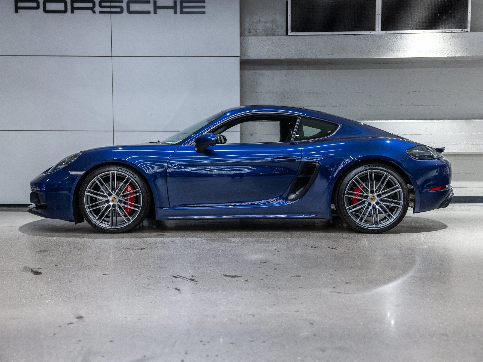 2025 Porsche 718 Cayman GTS 4.0, 2/20