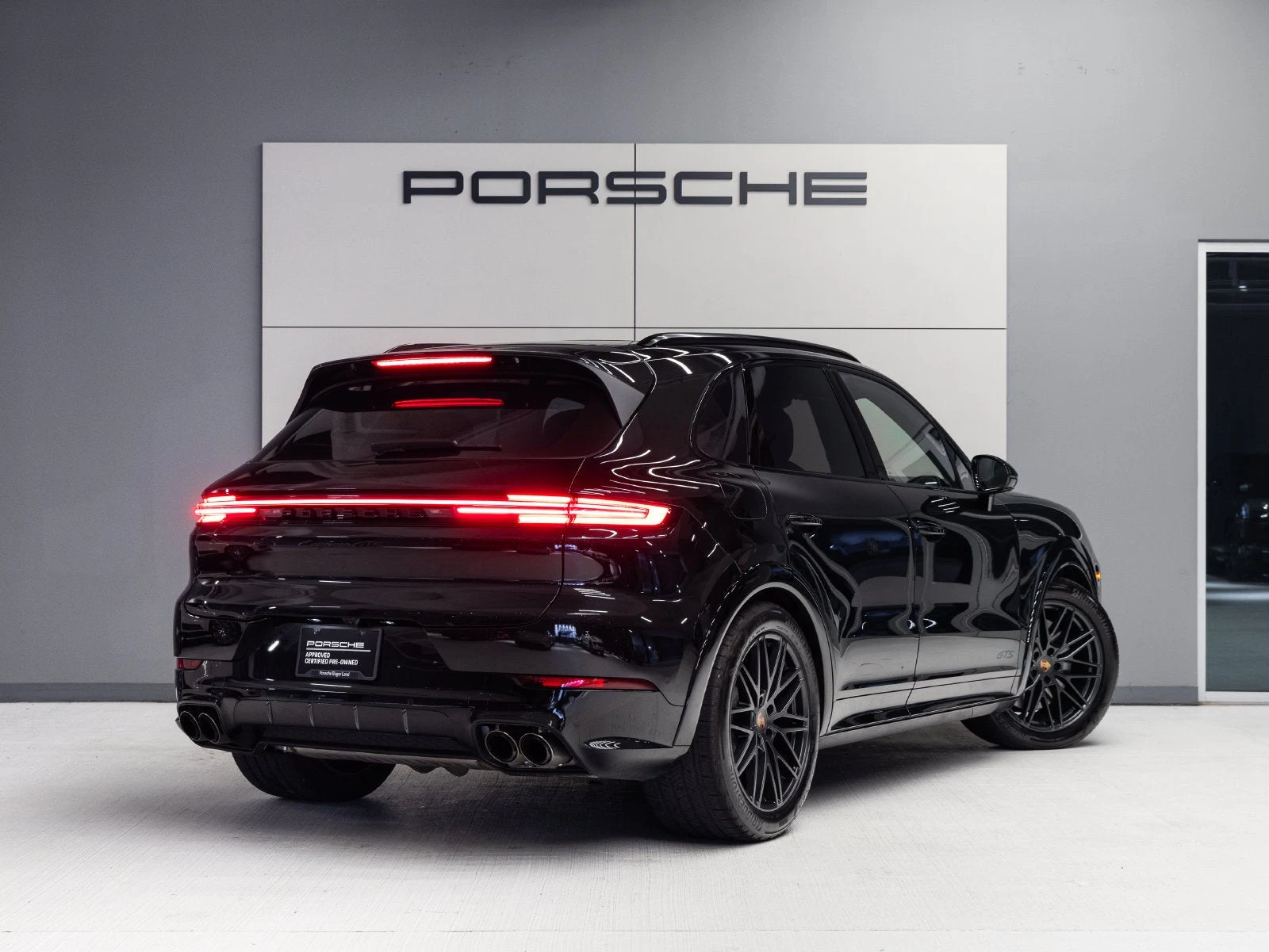 2025 Porsche Cayenne GTS (3rd Generation), 7/20